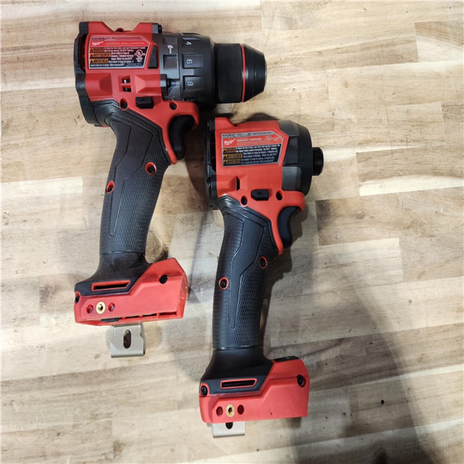 HOUSTON LOCATION - AS-IS (APPEARS LIKE NEW) Milwaukee  FUEL 18V Lithium-Ion Brushless Cordless Hammer Drill and Impact Driver Combo Kit