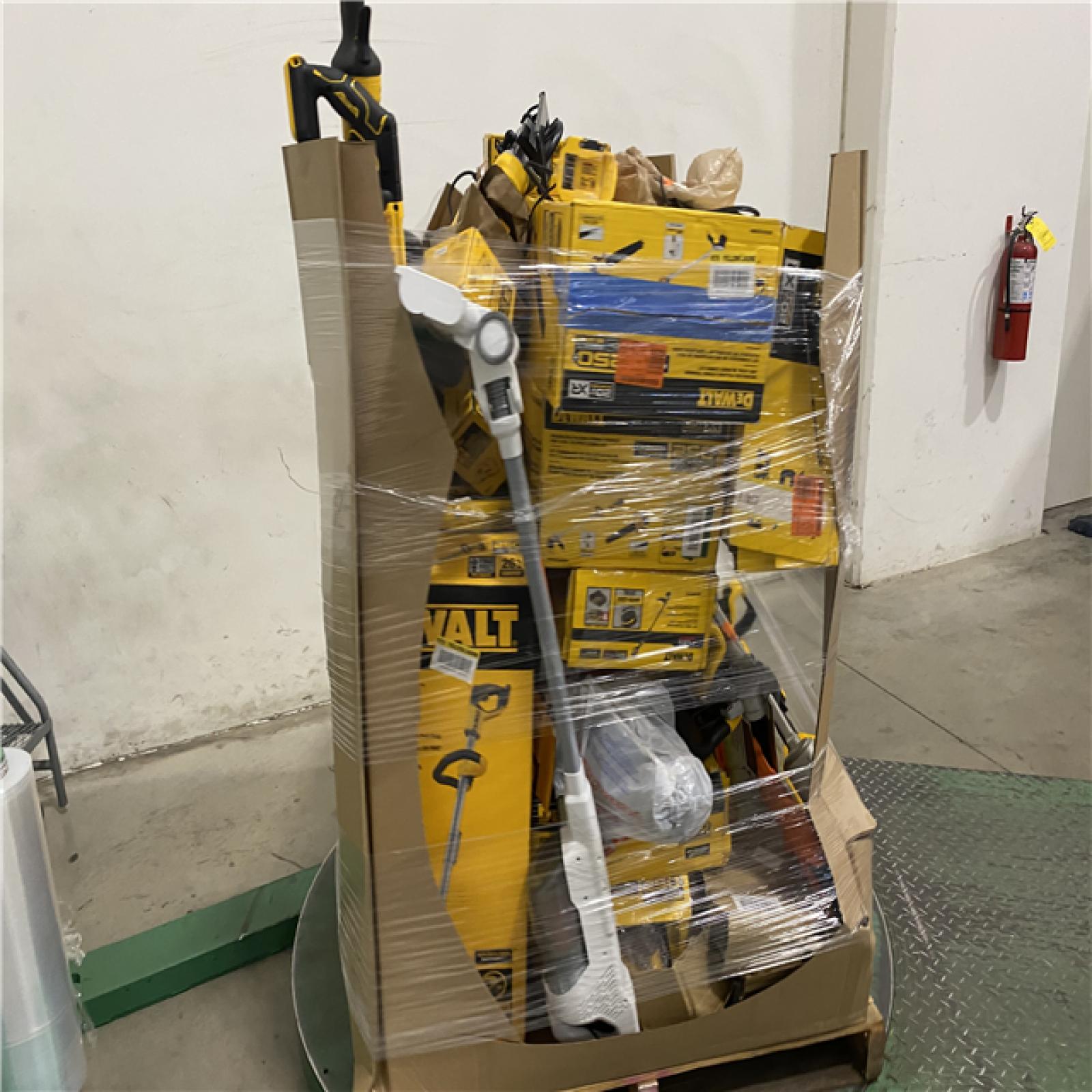 Dallas Location - As-Is DEWALT Tool Pallet