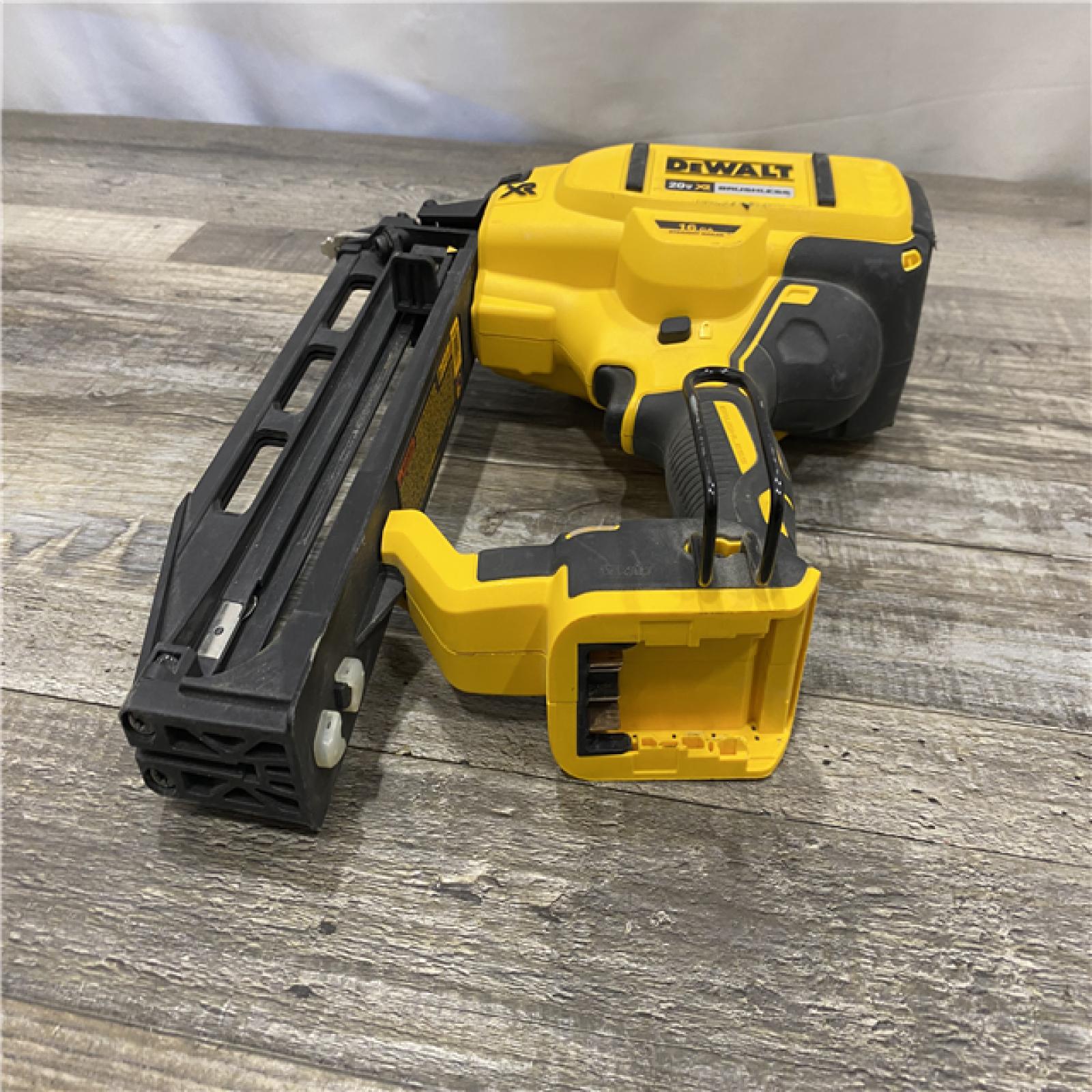 AS-IS DEWALT 20V MAX XR 16-Gauge Lithium-Ion Cordless Finish Nailer (Tool Only)