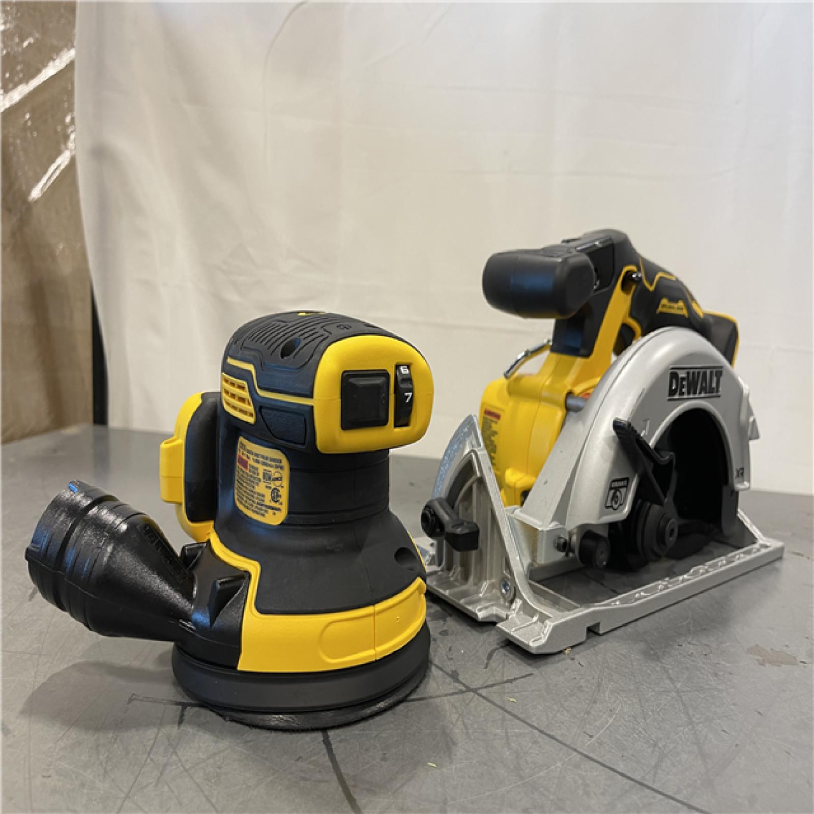 AS-IS - DEWALT 20-Volt MAX Lithium-Ion Cordless 7-Tool Combo Kit