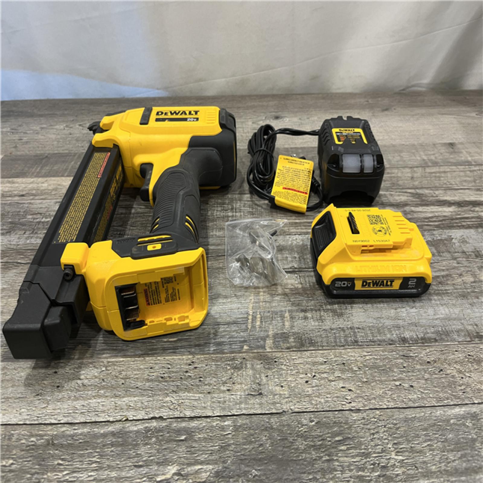 AS-IS DEWALT 20V MAX Lithium-Ion Cordless Cable Stapler Kit