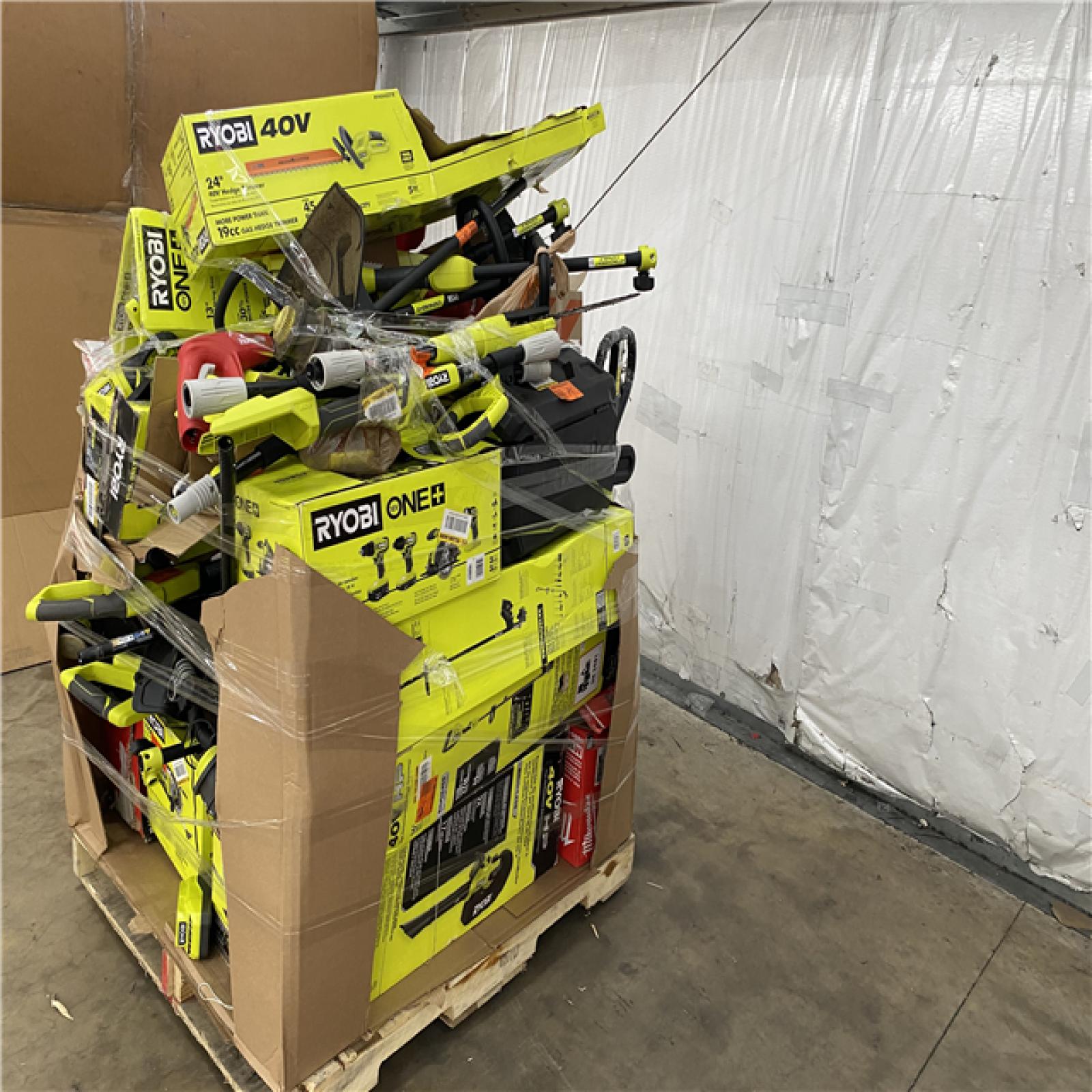 Houston Location AS IS - Tool Pallet