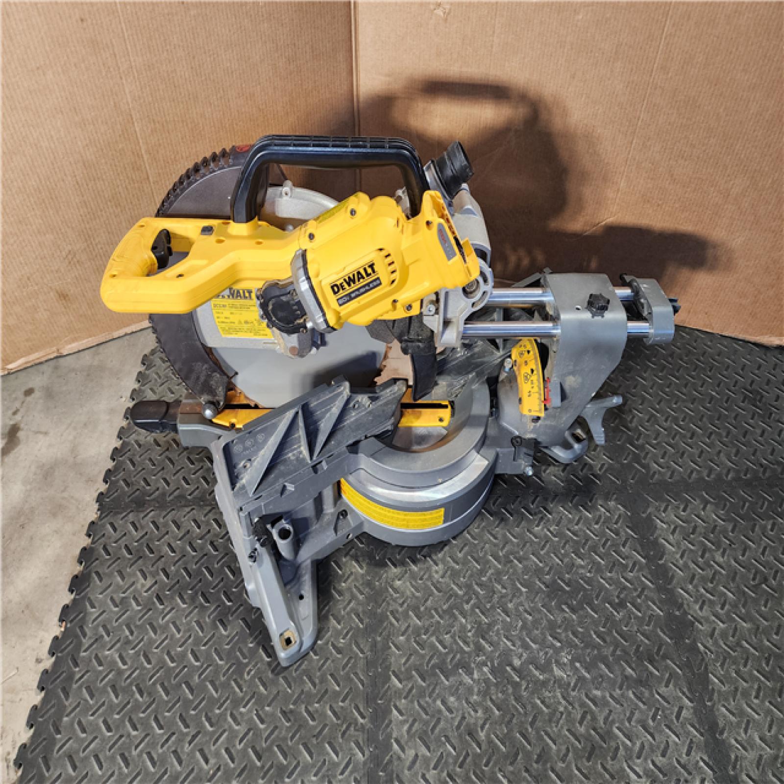 HOUSTON LOCATION - AS-IS DEWALT 60V Lithium-Ion 12 in. Cordless Sliding Miter Saw (Tool Only)
