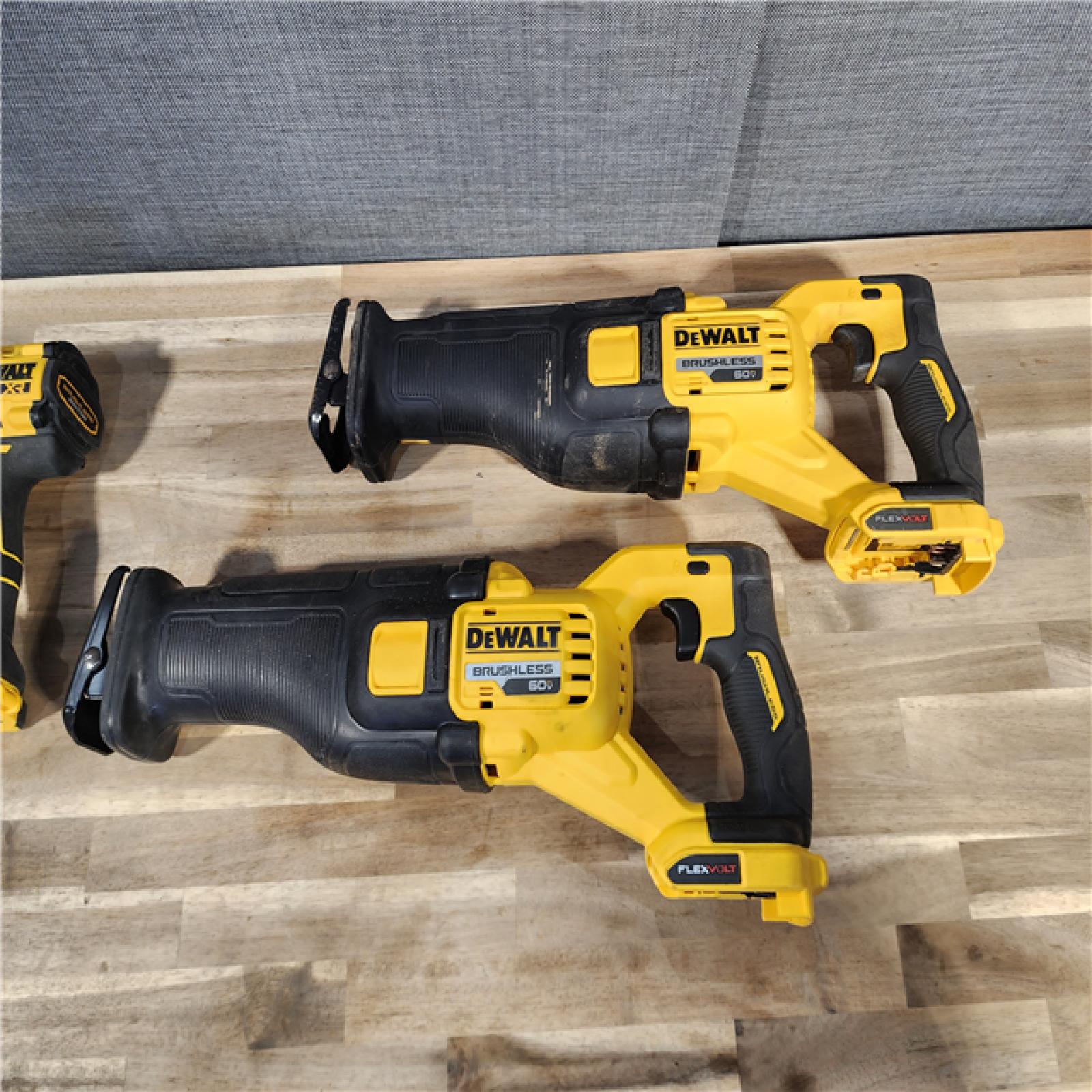 HOUSTON LOCATION - AS-IS DEWALT 4 TOOL COMBO
