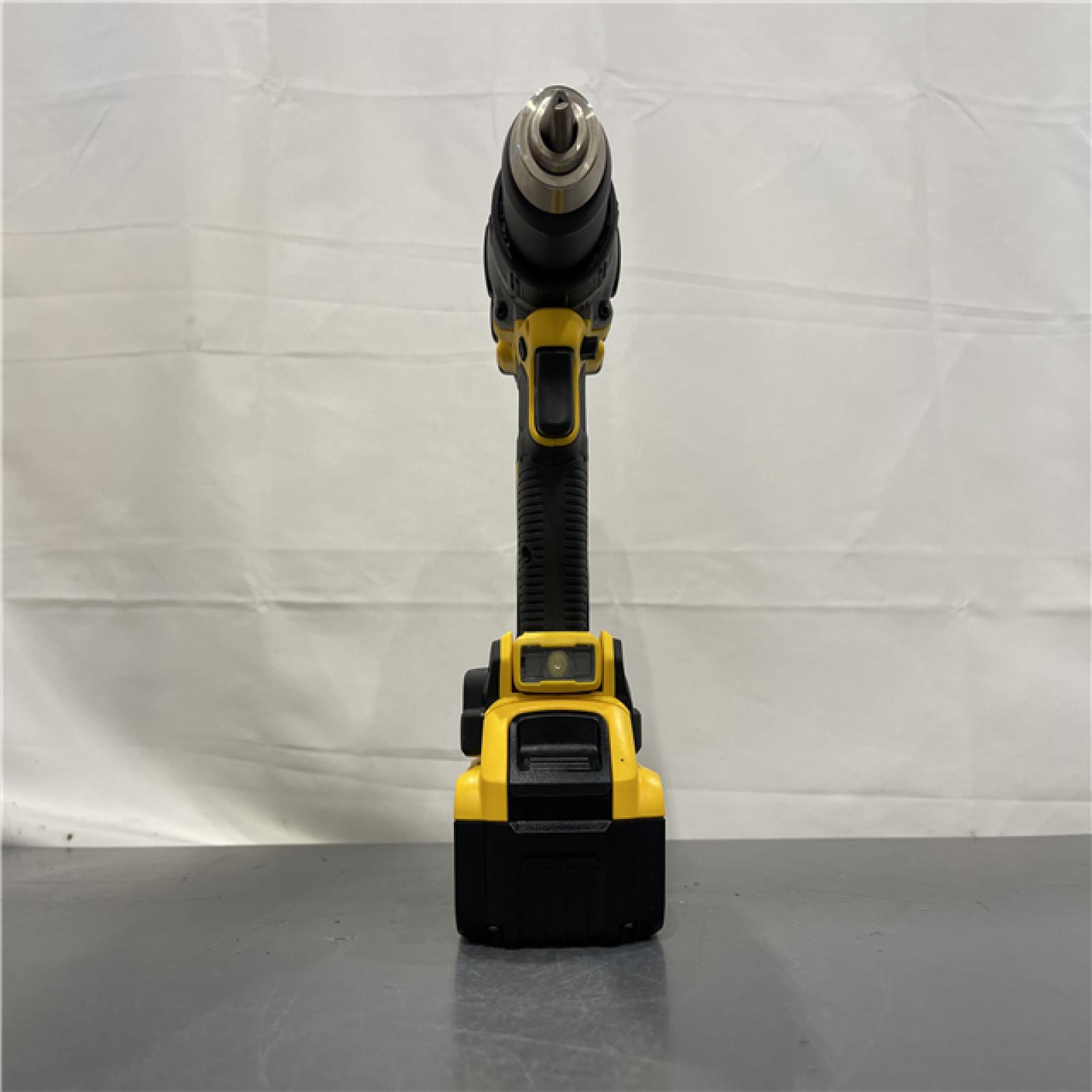 AS-IS - DEWALT 20V MAX XR Brushless Cordless 1/2 Drill/Driver Kit