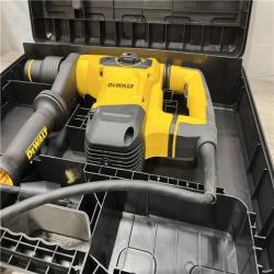 AS-IS DEWALT 10.5 Amp 1-9/16 in. Corded SDS-MAX Combination Concrete/Masonry Rotary Hammer
