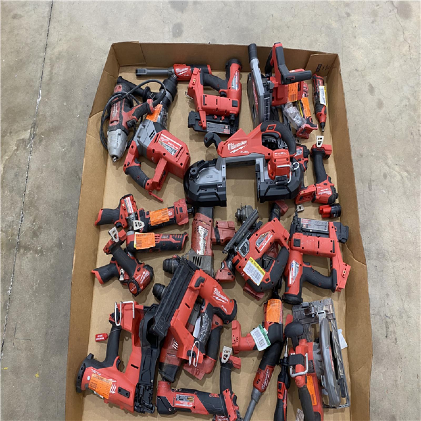 Houston Location AS IS - Tool Pallet