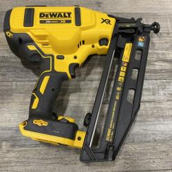 AS-IS DEWALT 20V MAX XR 16-Gauge Electric Cordless Angled Finishing Nailer Kit
