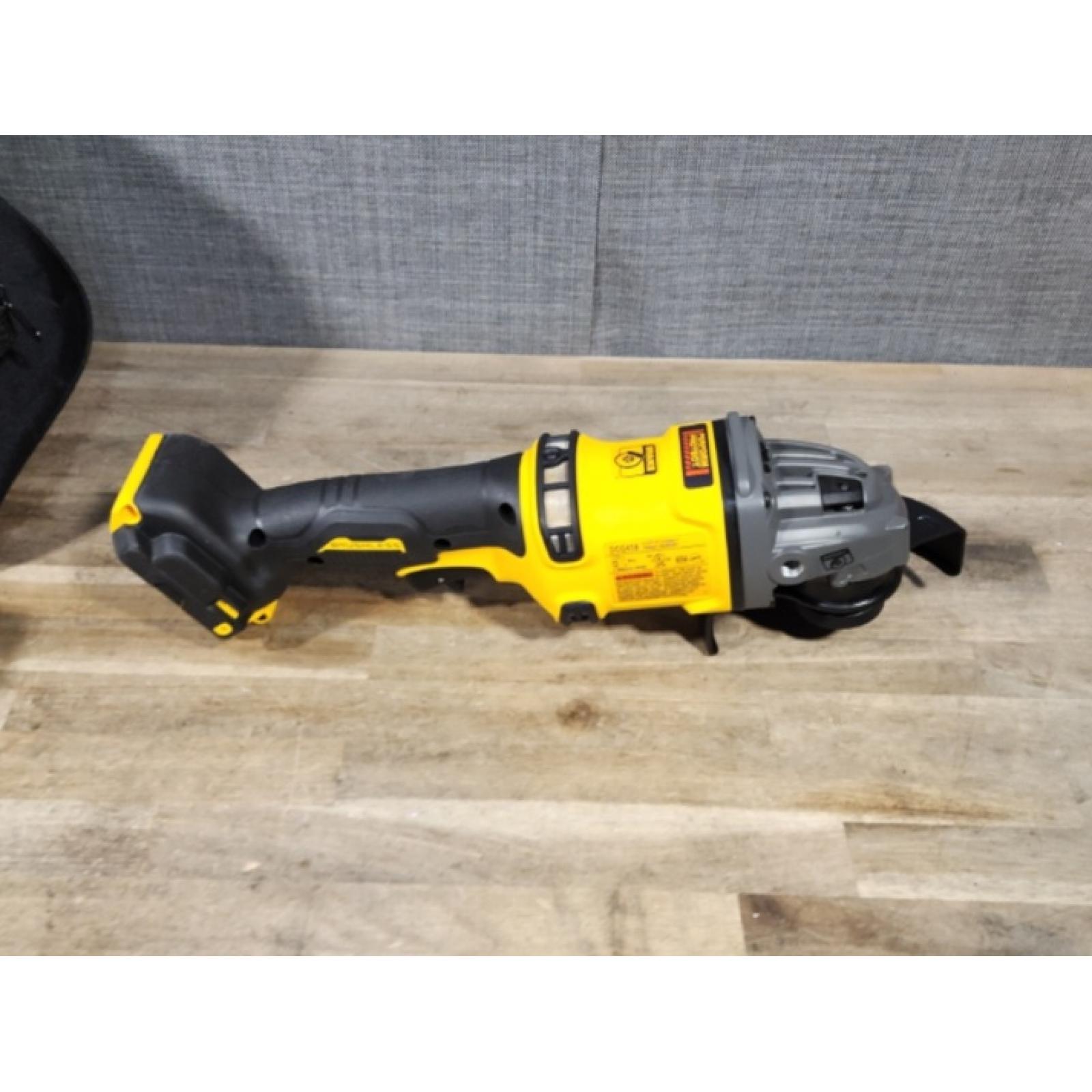 HOUSTON LOCATION - AS-IS DeWalt FLEXVOLT 60V Cordless 4-1/2 to 6 in. Grinder Kit (Battery & Charger)