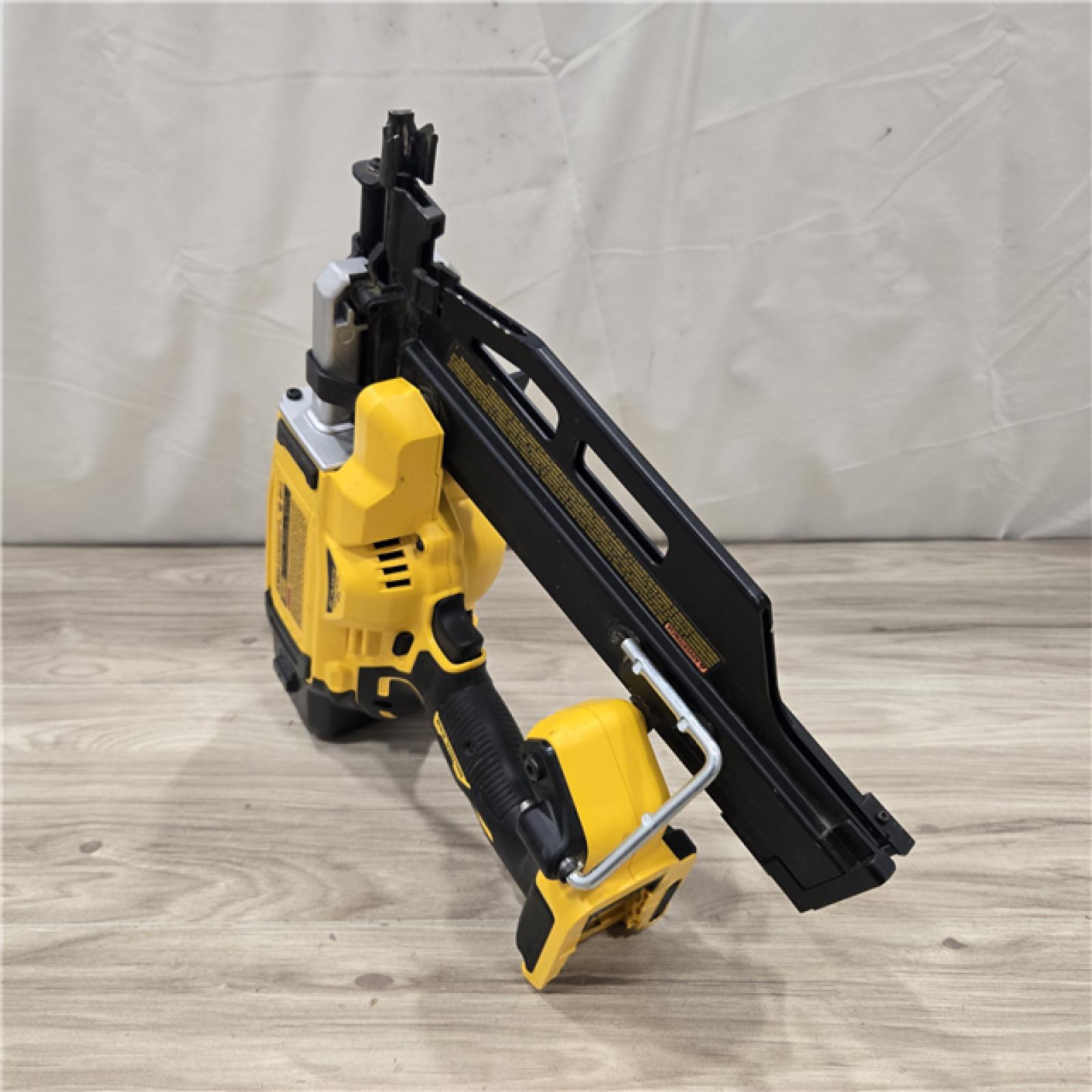 AS-IS DEWALT 20-Volt 21° Cordless Framing Nailer (Tool-Only)