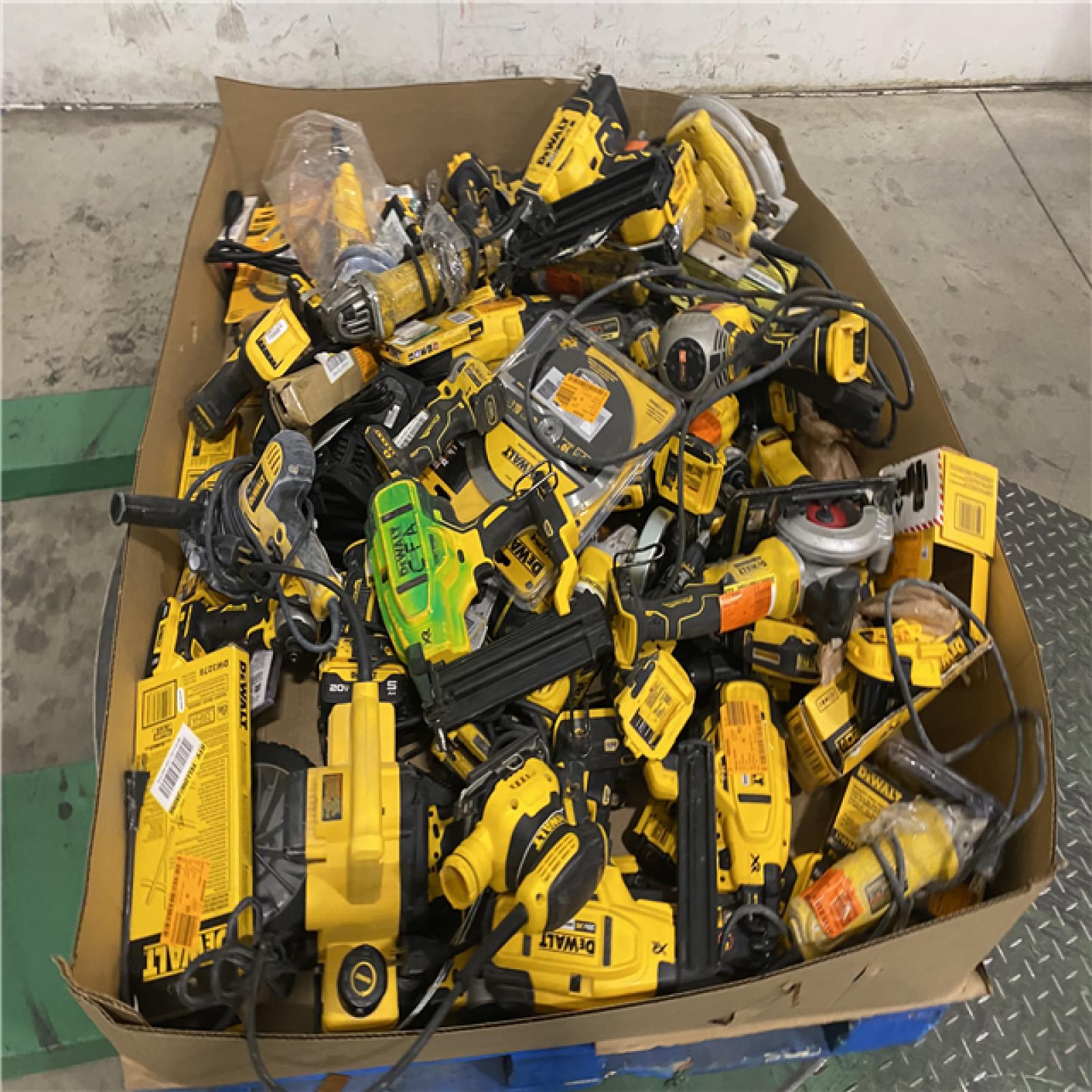Dallas Location - As-Is DEWALT Tool Pallet