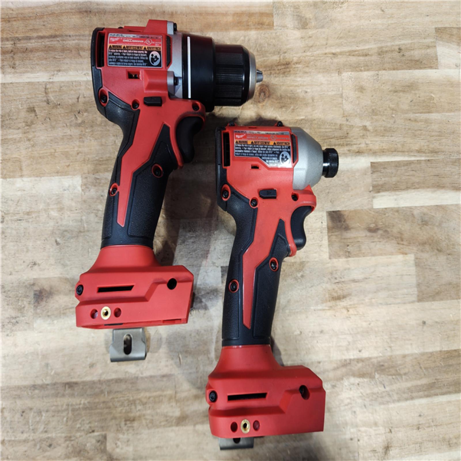HOUSTON LOCATION - AS-IS Milwaukee 18V Lithium-Ion Brushless Cordless Compact Drill/Impact Combo Kit