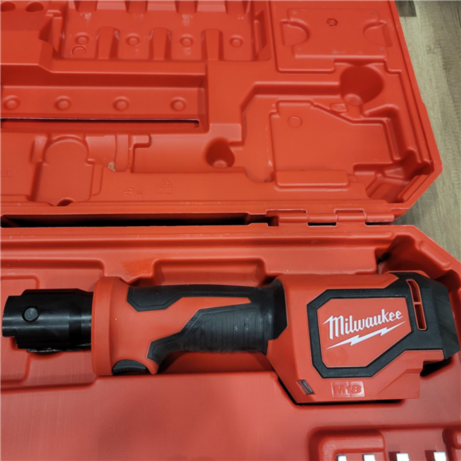 AS-IS  Milwaukee 2674-22P - M18 Short Throw Press Tool Kit - Viega PureFlow & T.