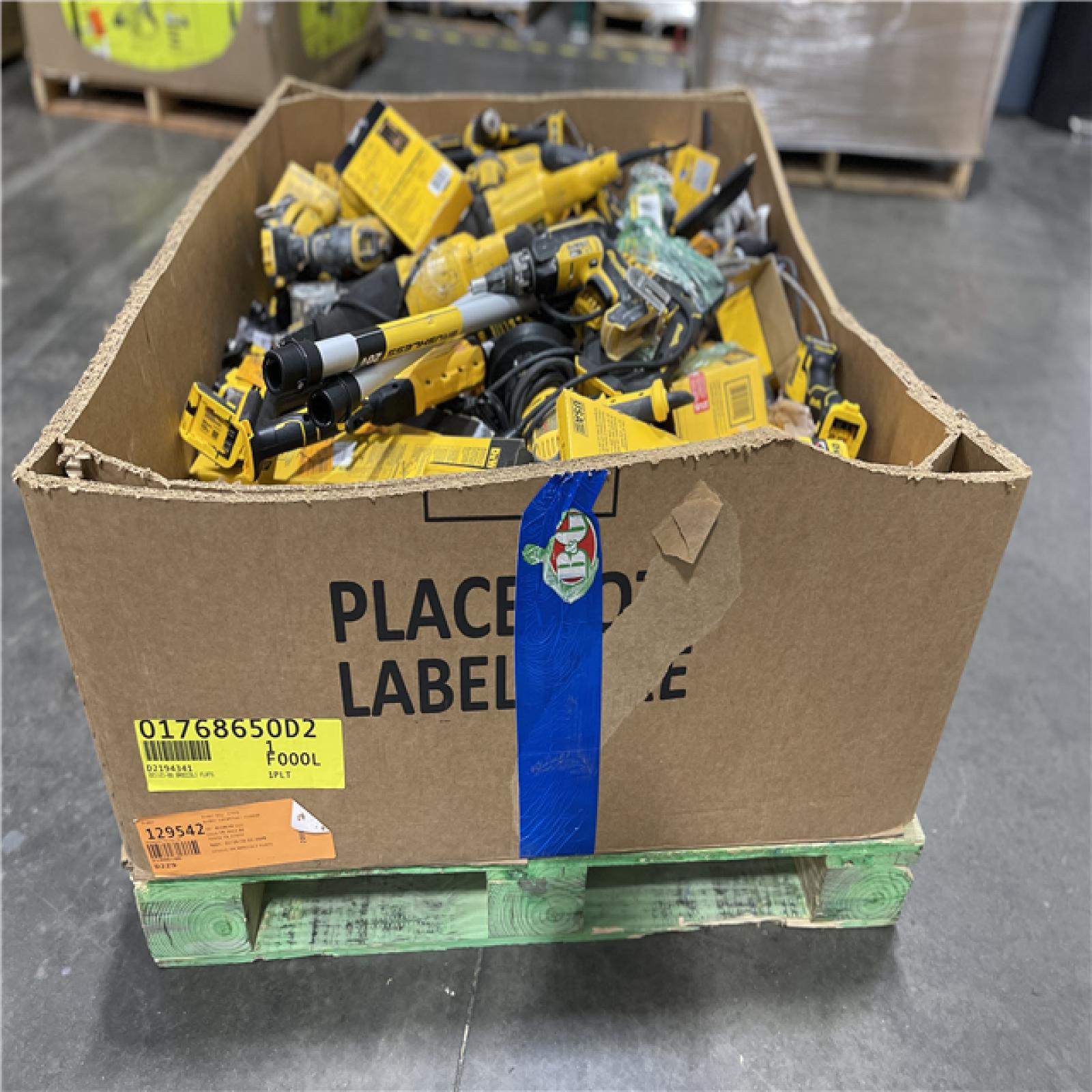 Dallas Location - As-Is Tool Pallet