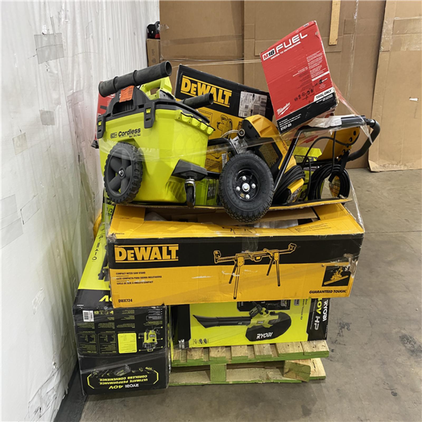 Houston Location AS IS - Tool Pallet