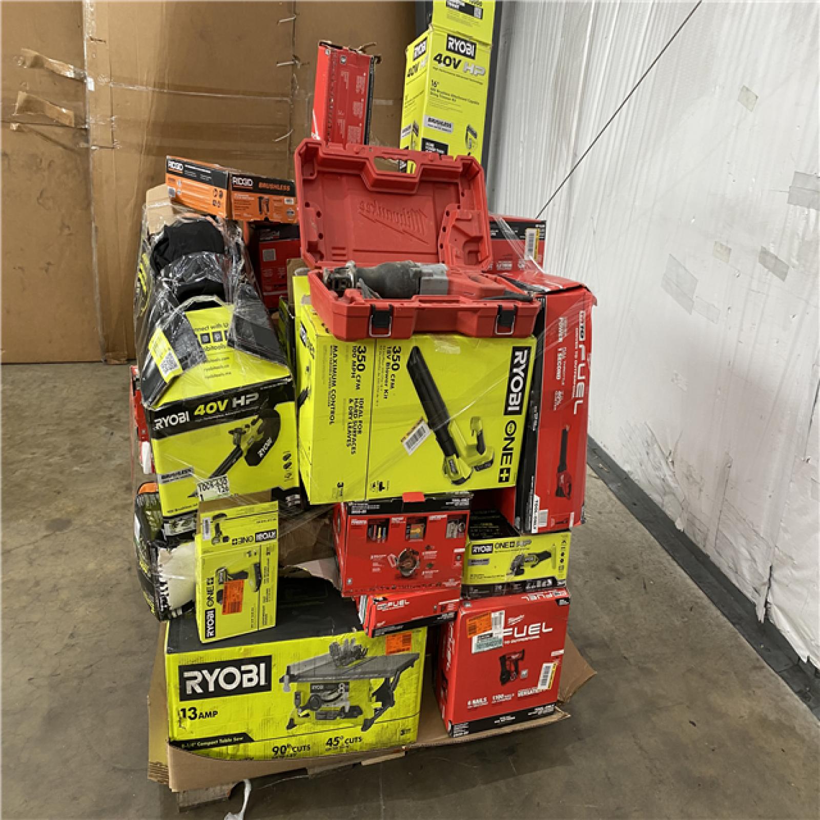 Houston Location AS IS - Tool Pallet