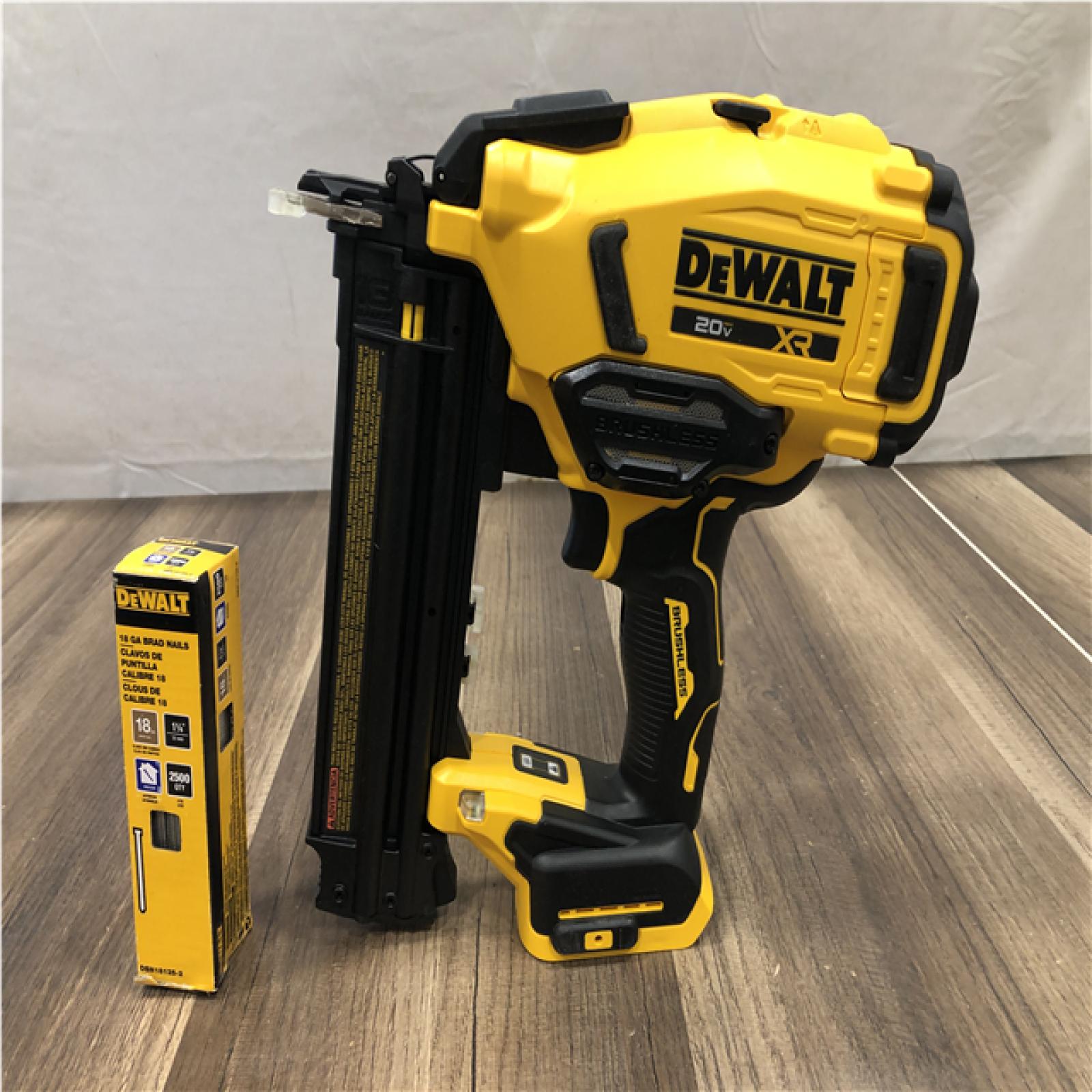 AS-S DEWALT 20V MAX XR 18 Gauge Cordless Brad Nailer (Tool Only)