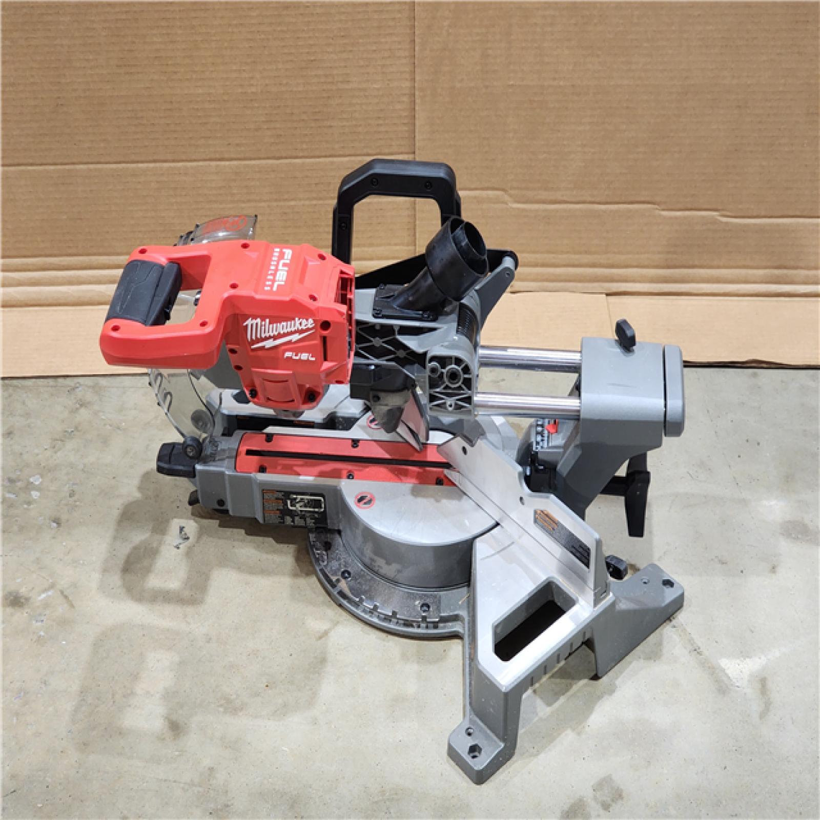 HOUSTON LOCATION - AS-IS Milwaukee M18 FUEL 7-1/4 in. Cordless Brushless Dual-Bevel Sliding Compound Miter Saw (Tool Only)