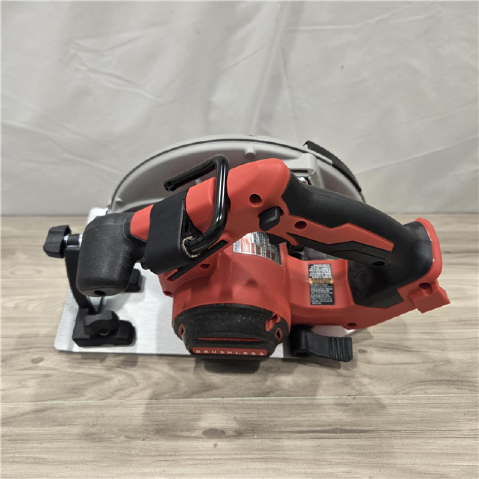 AS-IS Milwaukee 7-1/4 18V Circular Saw 2631-20 (Bare Tool)
