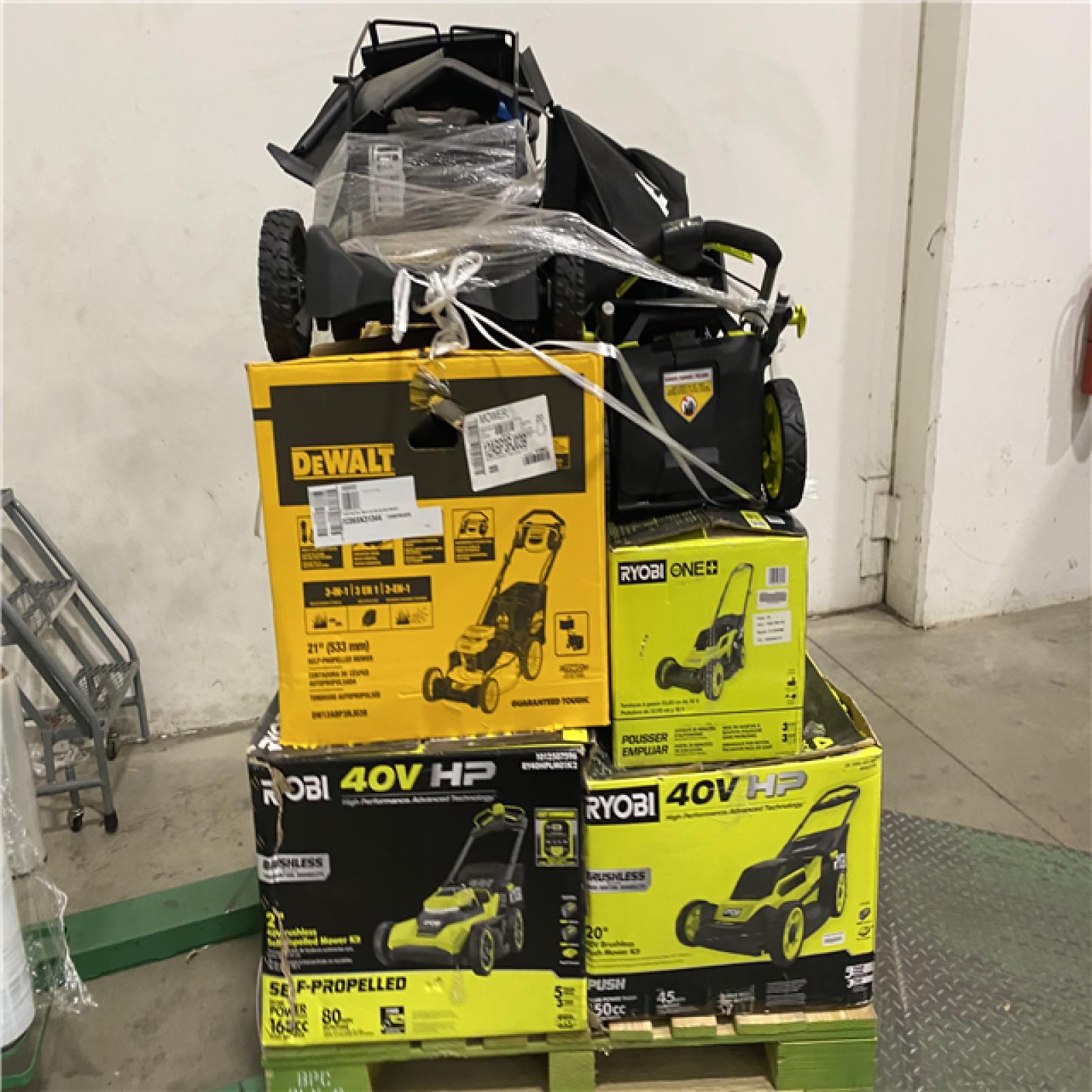 Dallas Location - As-Is Lawn Mower Pallet