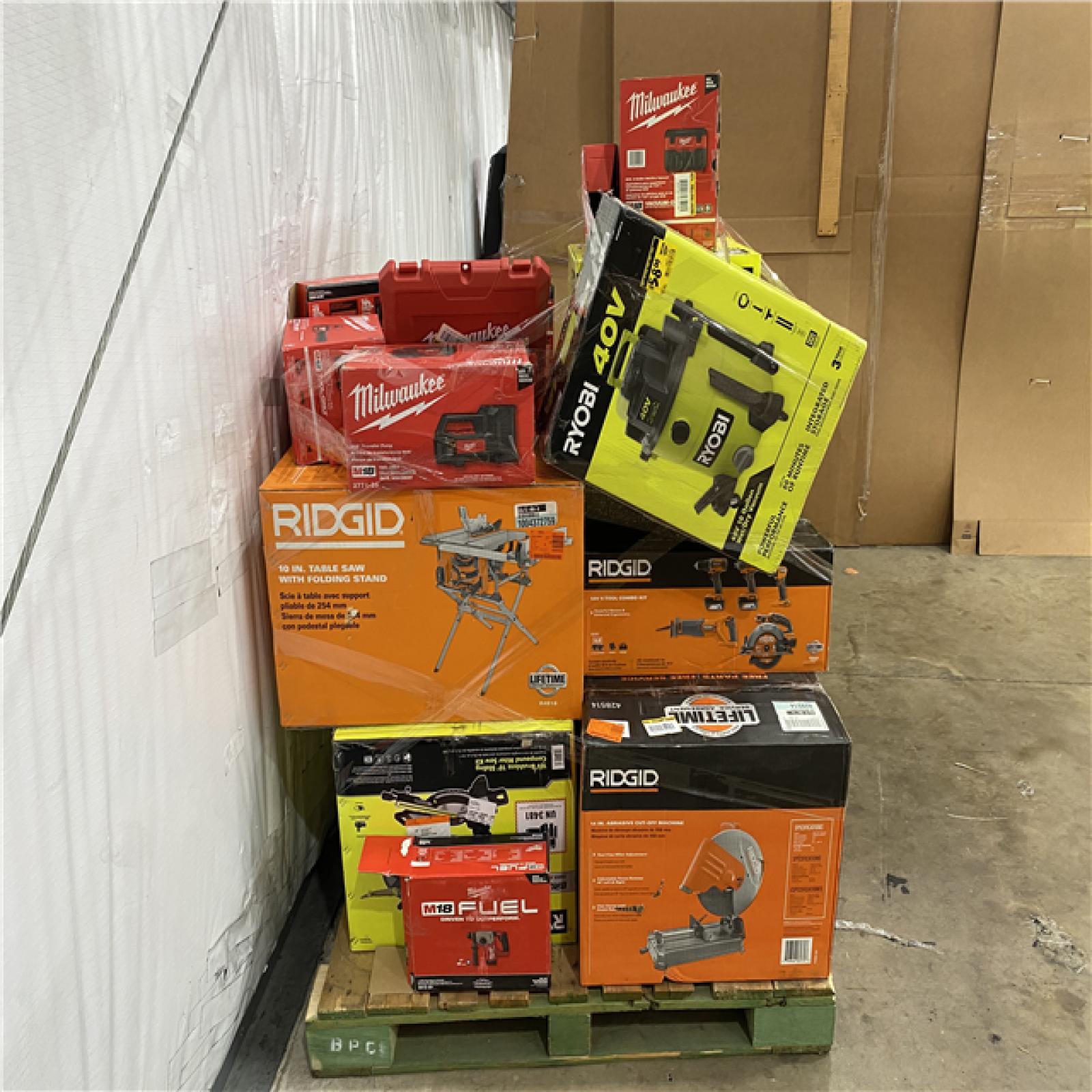 Houston Location AS IS - Tool Pallet