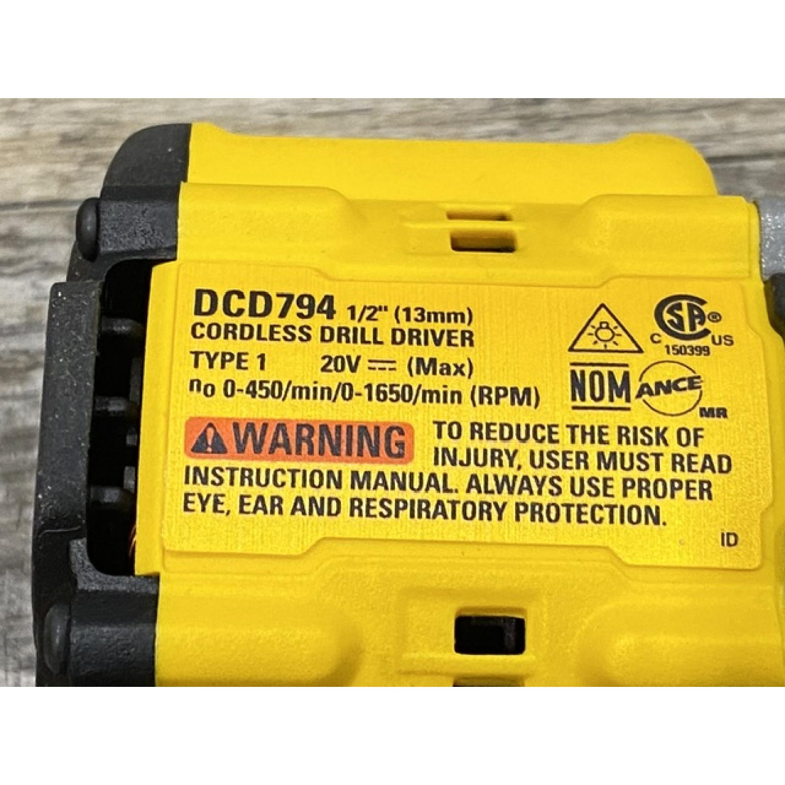 AS-IS DEWALT Atomic 20V Lithium-Ion Cordless Compact 1/2 in. Drill/Driver Kit