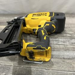 AS-IS DEWALT 20-Volt 21° Cordless Framing Nailer (Tool-Only)