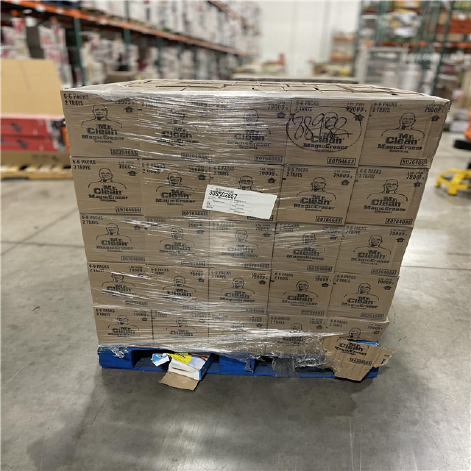 DALLAS LOCATION - Mr. Clean® Magic Eraser Original Scrubbers  Box Of 6 PALLET- (600 UNITS)