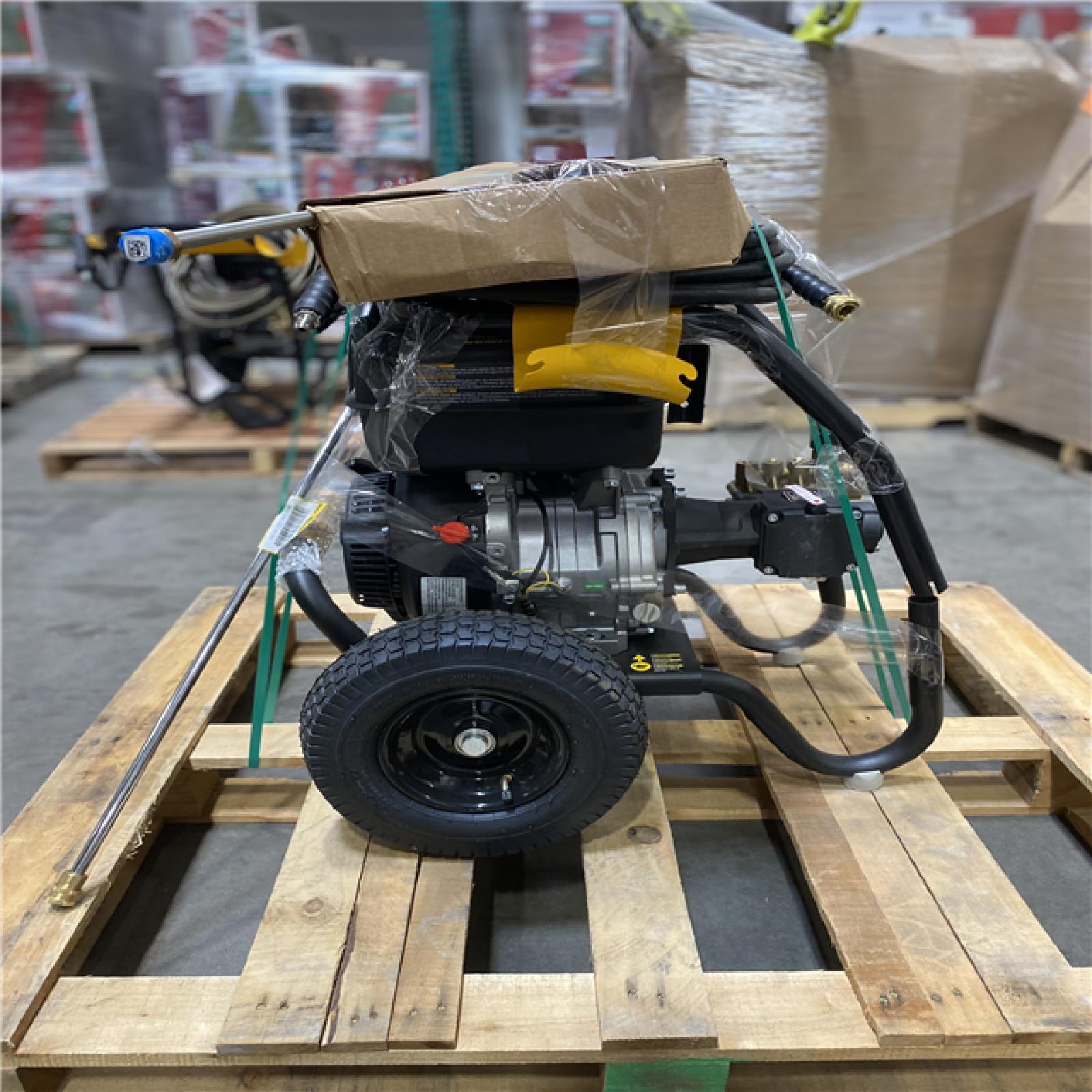 Dallas Location - As-Is DEWALT 4400 PSI 4.0 GPM Gas Pressure Washer