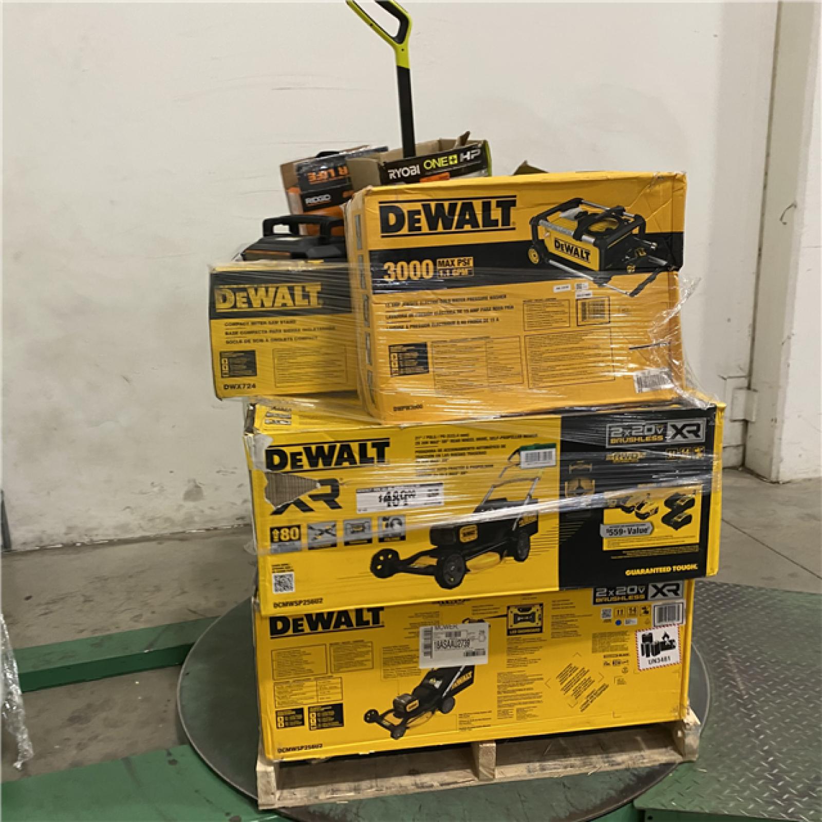 Dallas Location - As-Is Tool Pallet