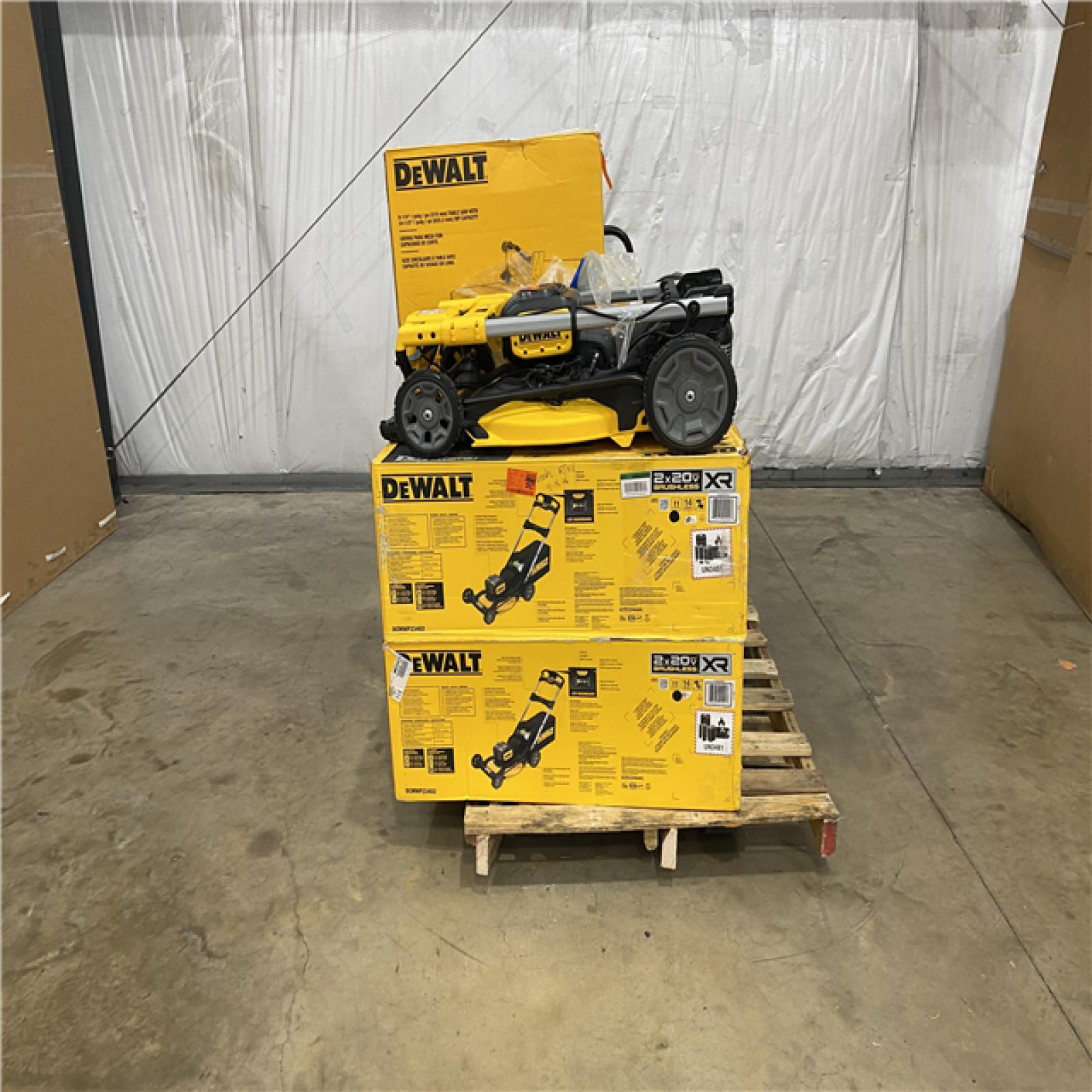 Houston Location AS IS - Tool Pallet