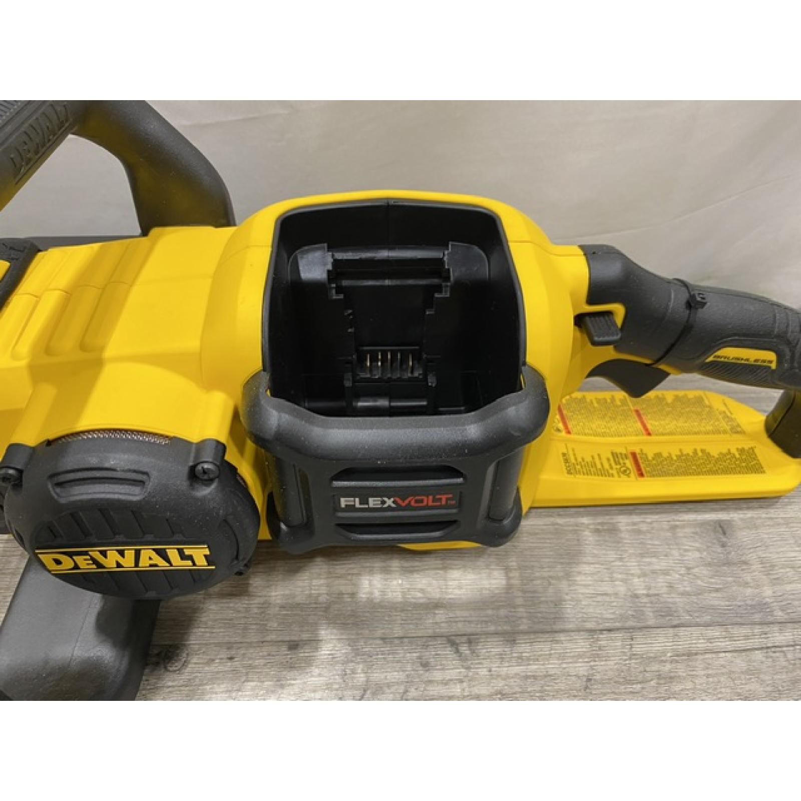 AS-IS DEWALT FLEXVOLT 60V MAX 16in. Brushless Cordless Battery Powered Chainsaw (Tool Only)