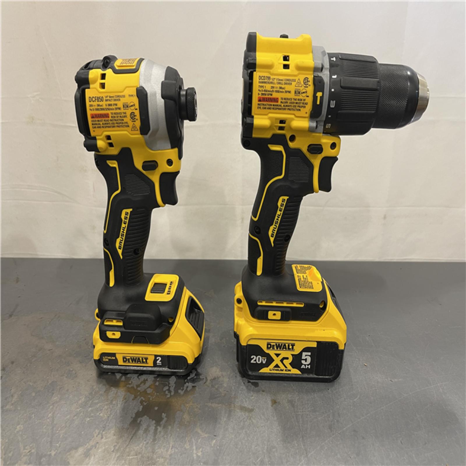 AS-IS - DeWalt ATOMIC 20V MAX Lithium-Ion Cordless 2-Tool Combo Kit