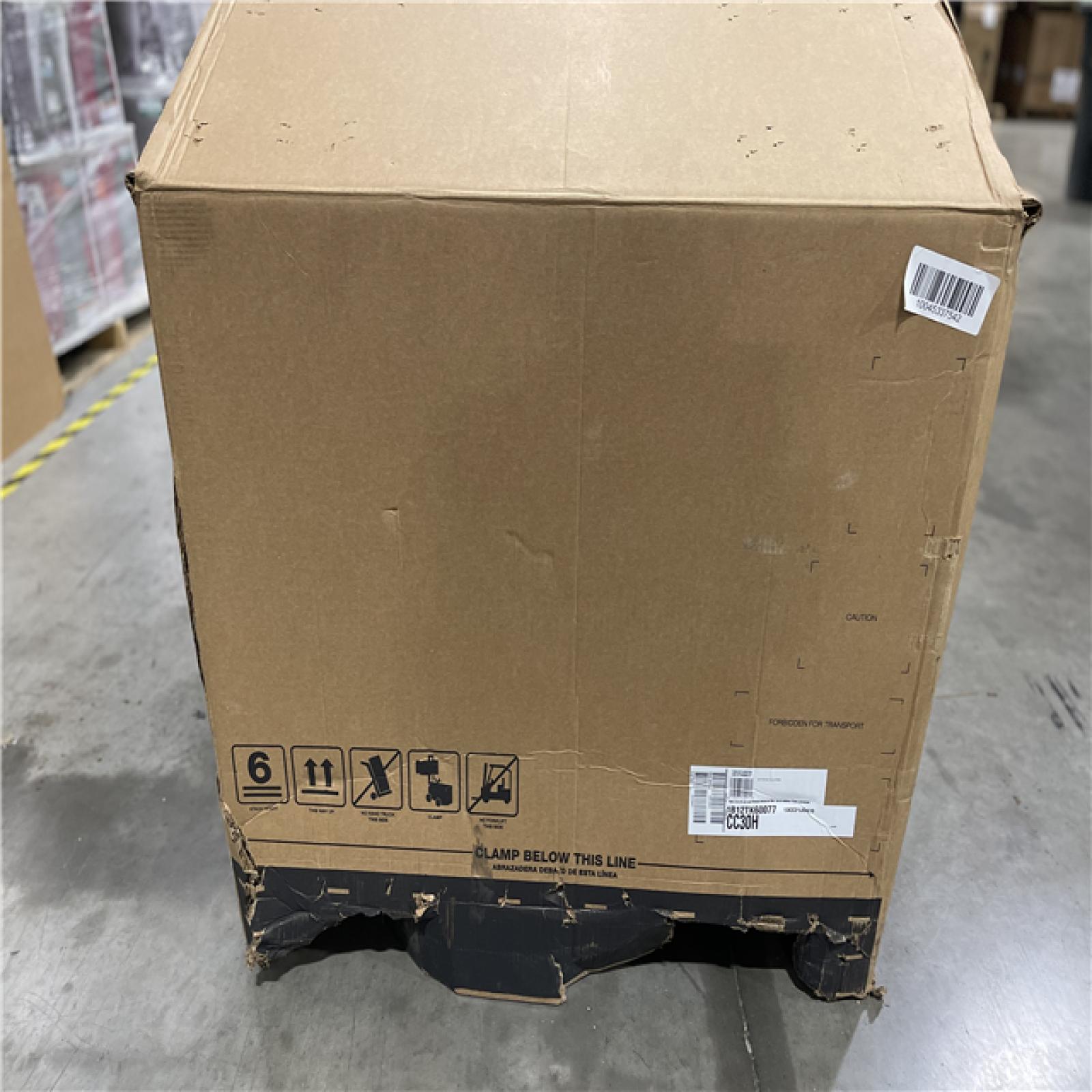 DALLAS LOCATION - Cub Cadet 30 in. 10.5 HP Briggs & Stratton Engine Hydrostatic Drive Gas Rear Engine Riding Mower