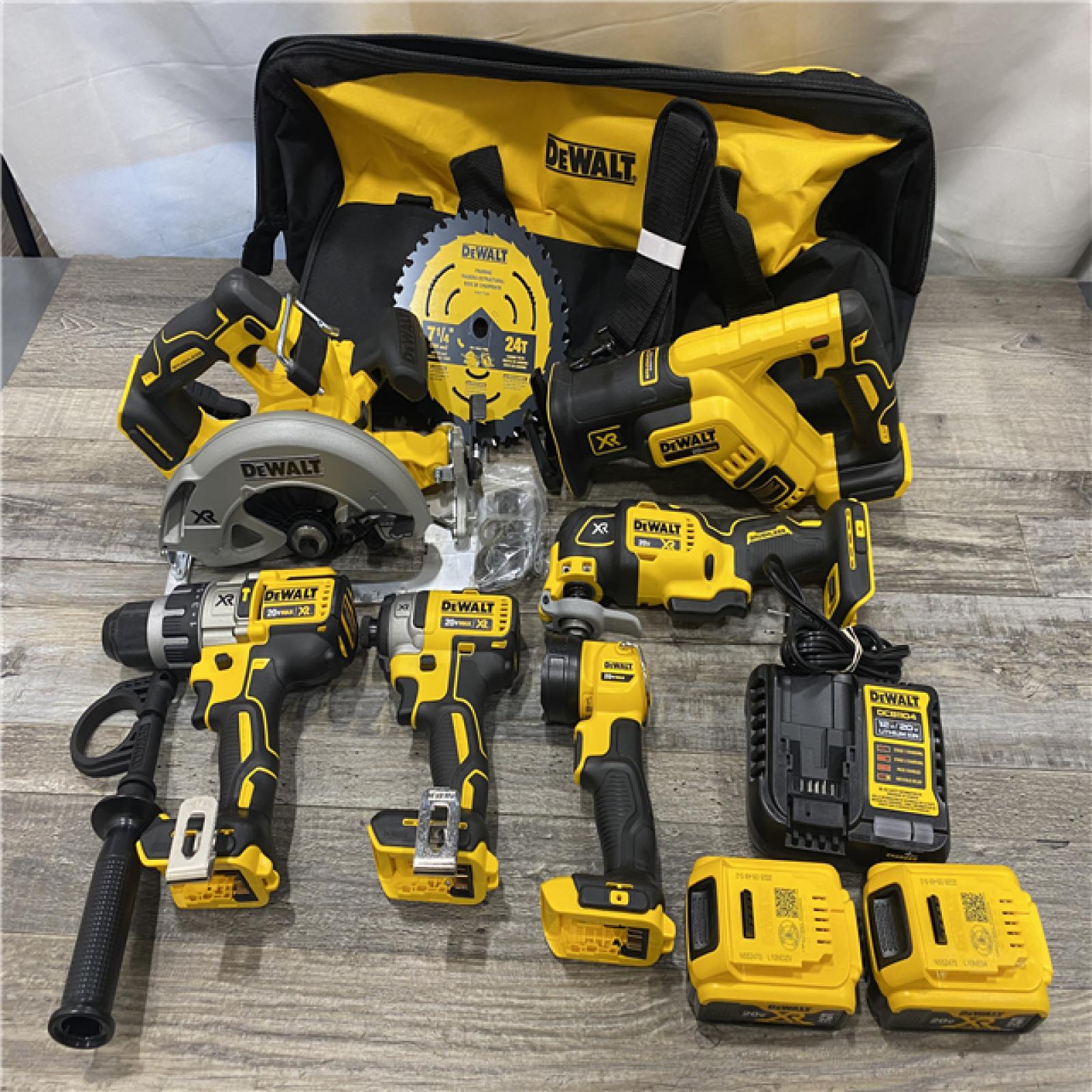 AS-IS DEWALT 20V MAX Cordless 6 Tool Combo Kit