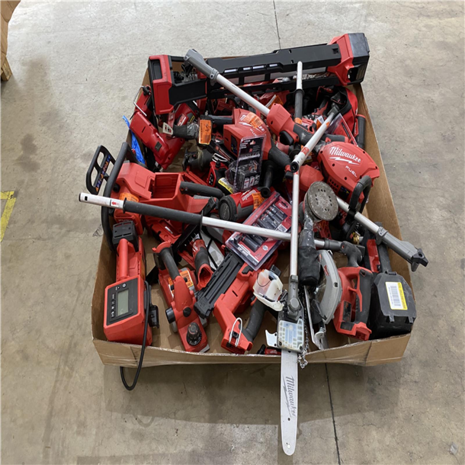 Houston Location AS IS - Tool Pallet