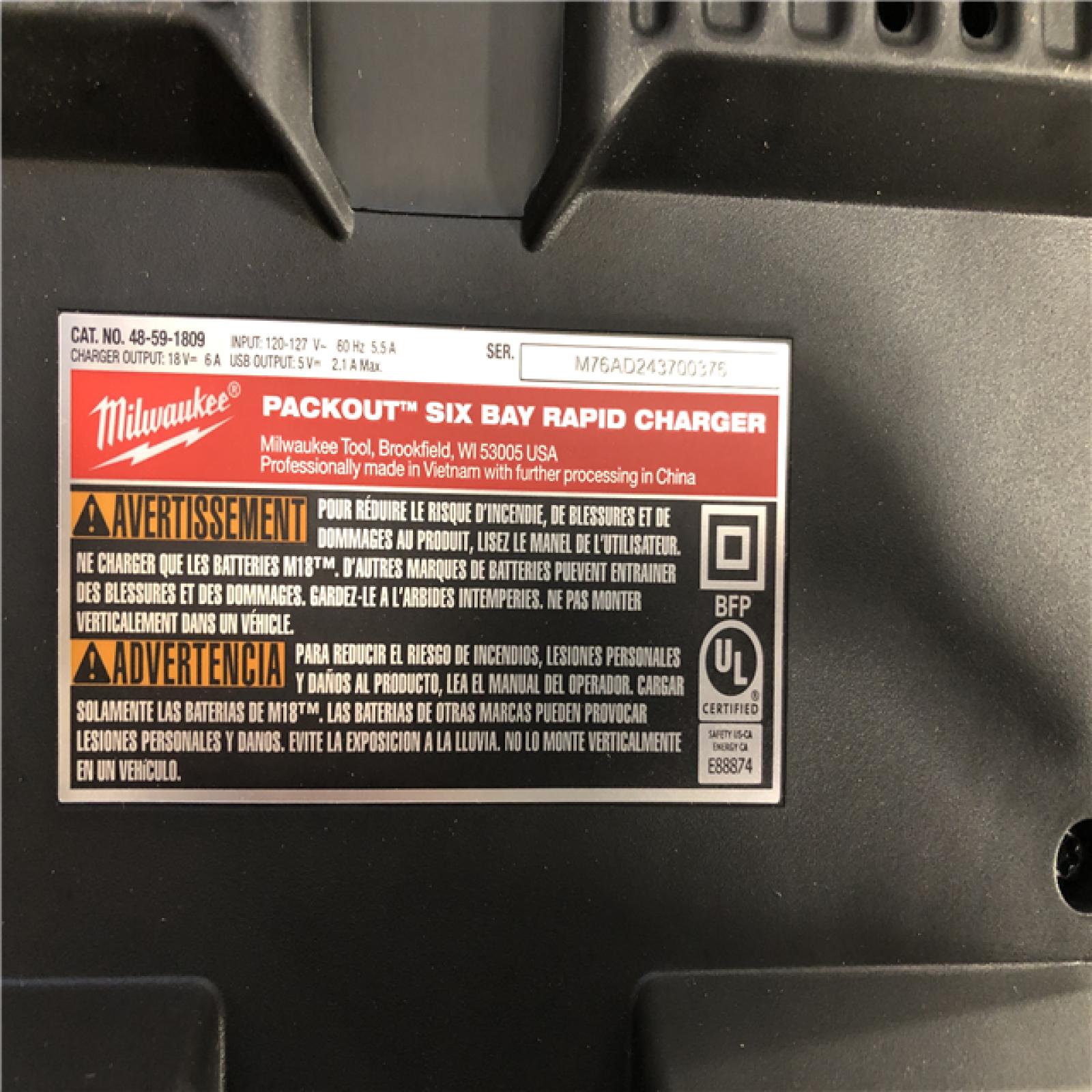 AS-IS Milwaukee M18 18V Lithium-Ion PACKOUT 6-Port Rapid Charger