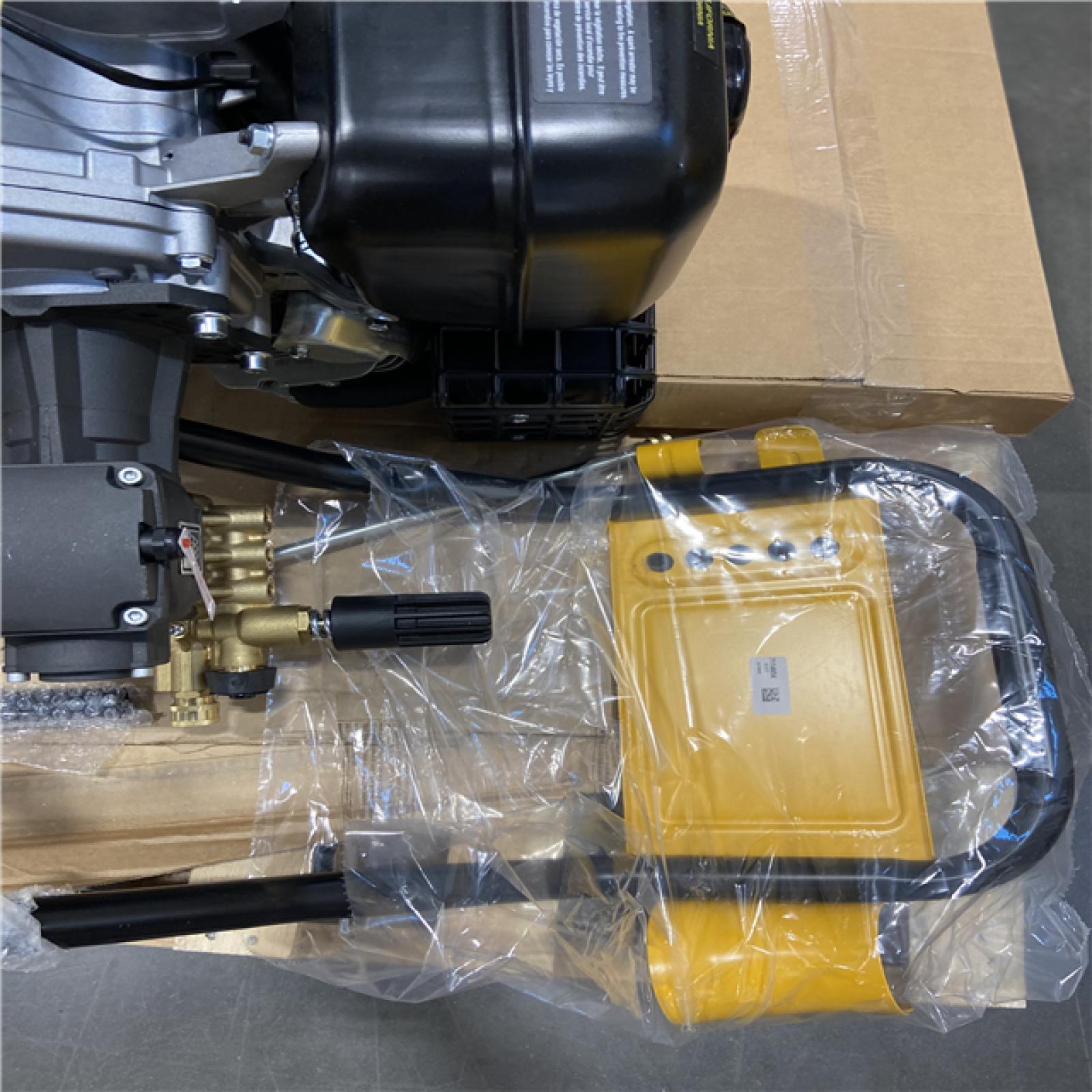DALLAS LOCATION - DEWALT 4400 PSI 4.0 GPM Cold Water Gas Pressure Washer
