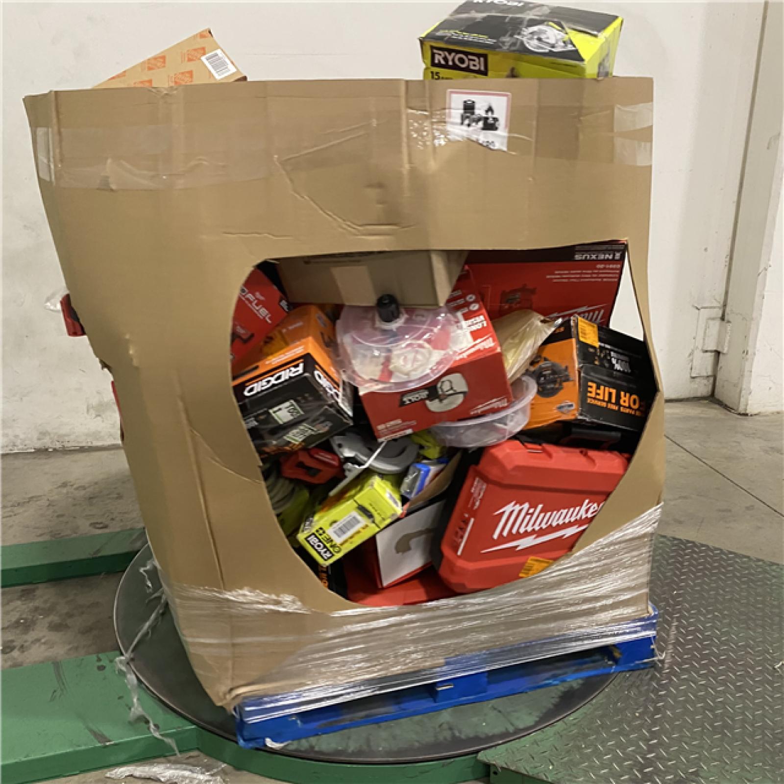 DALLAS LOCATION- AS-IS TOOLS PALLET