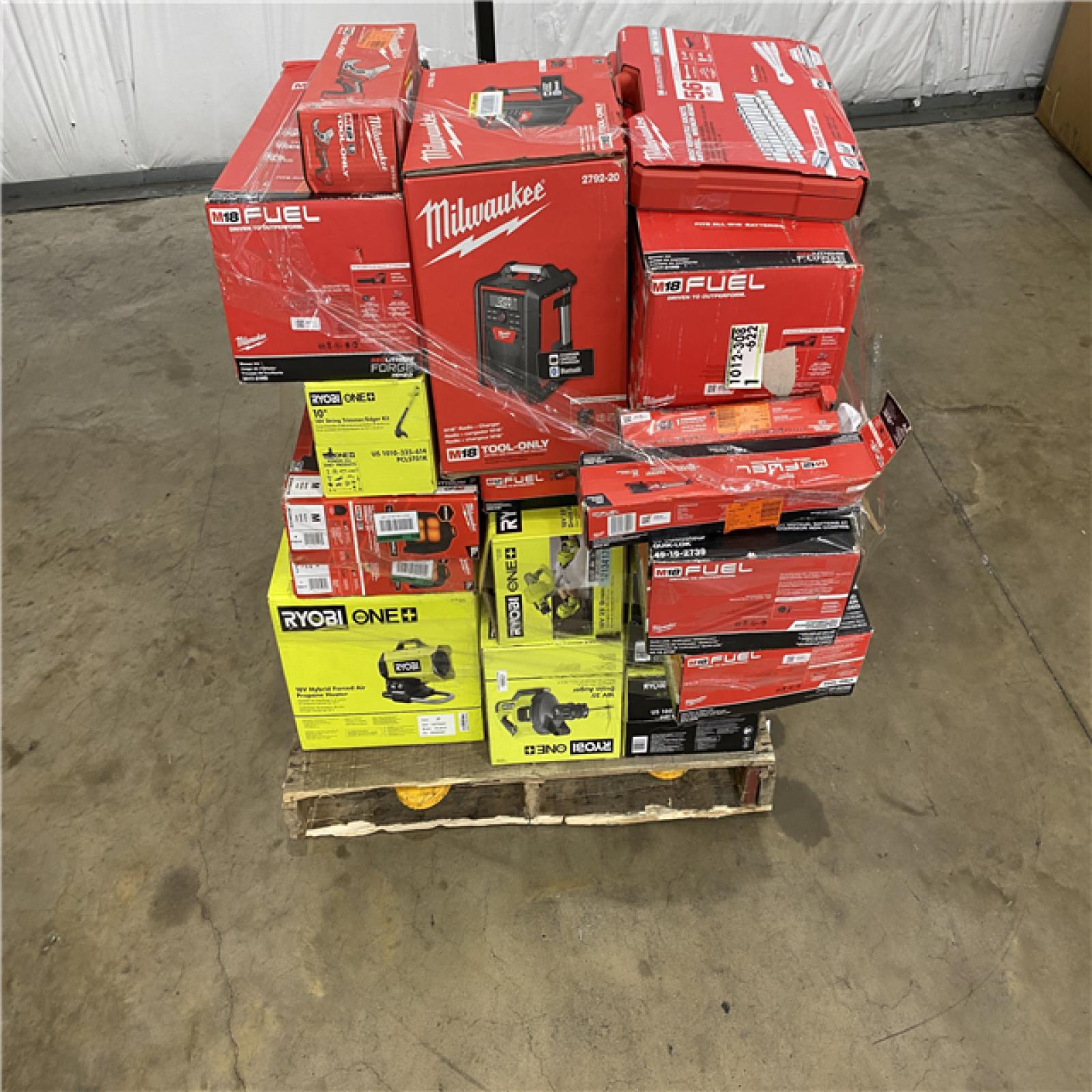 Houston Location AS IS - Tool Pallet