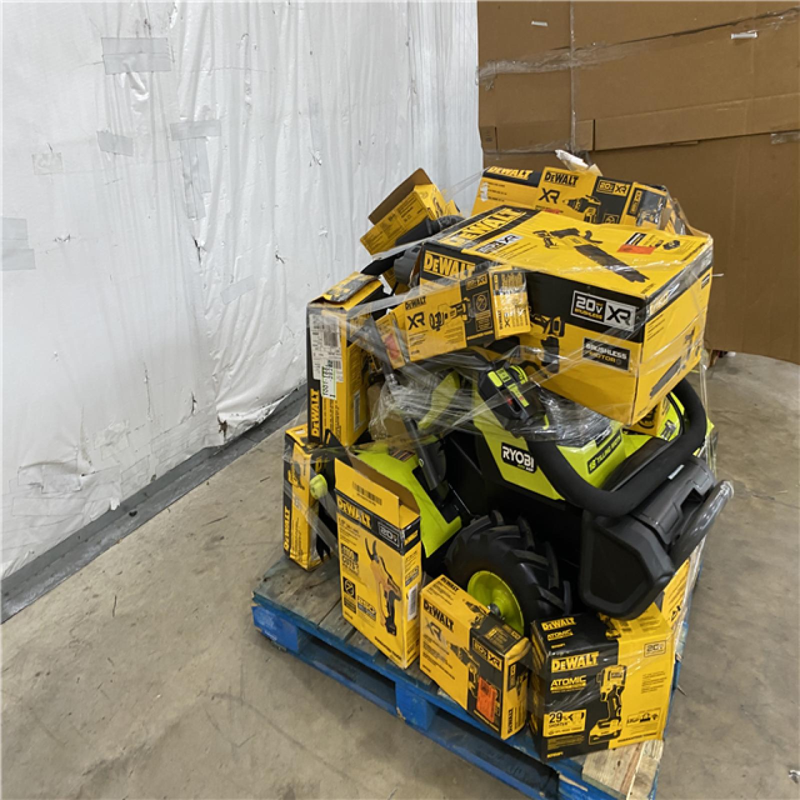 Houston Location AS IS - Tool Pallet