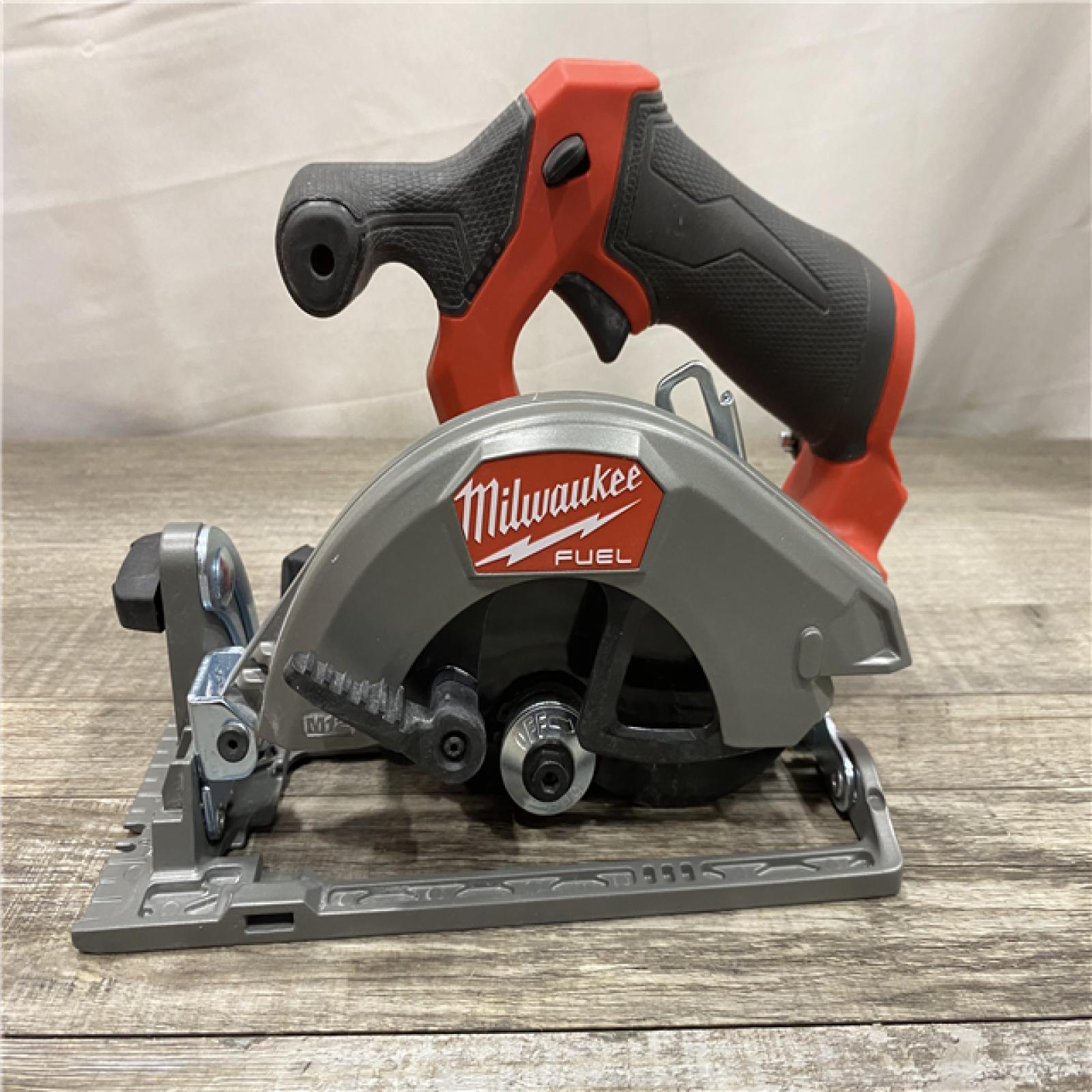 AS-IS Milwaukee FUEL 12V Lithium-Ion Brushless 5-3/8 in. Cordless Circular Saw (Tool-Only)