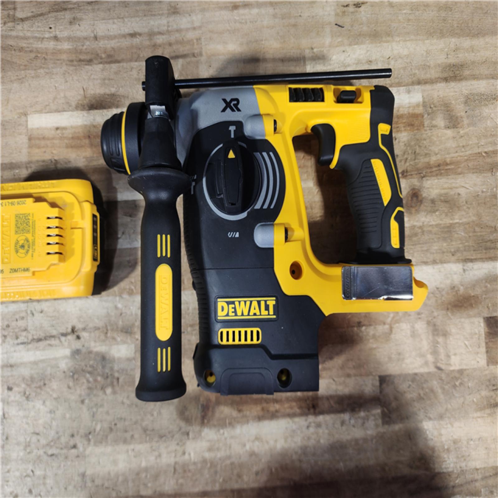 HOUSTON LOCATION - AS - IS DEWALT 20V MAX SDS Rotary Hammer Drill W/ BATTERY & CHARGER