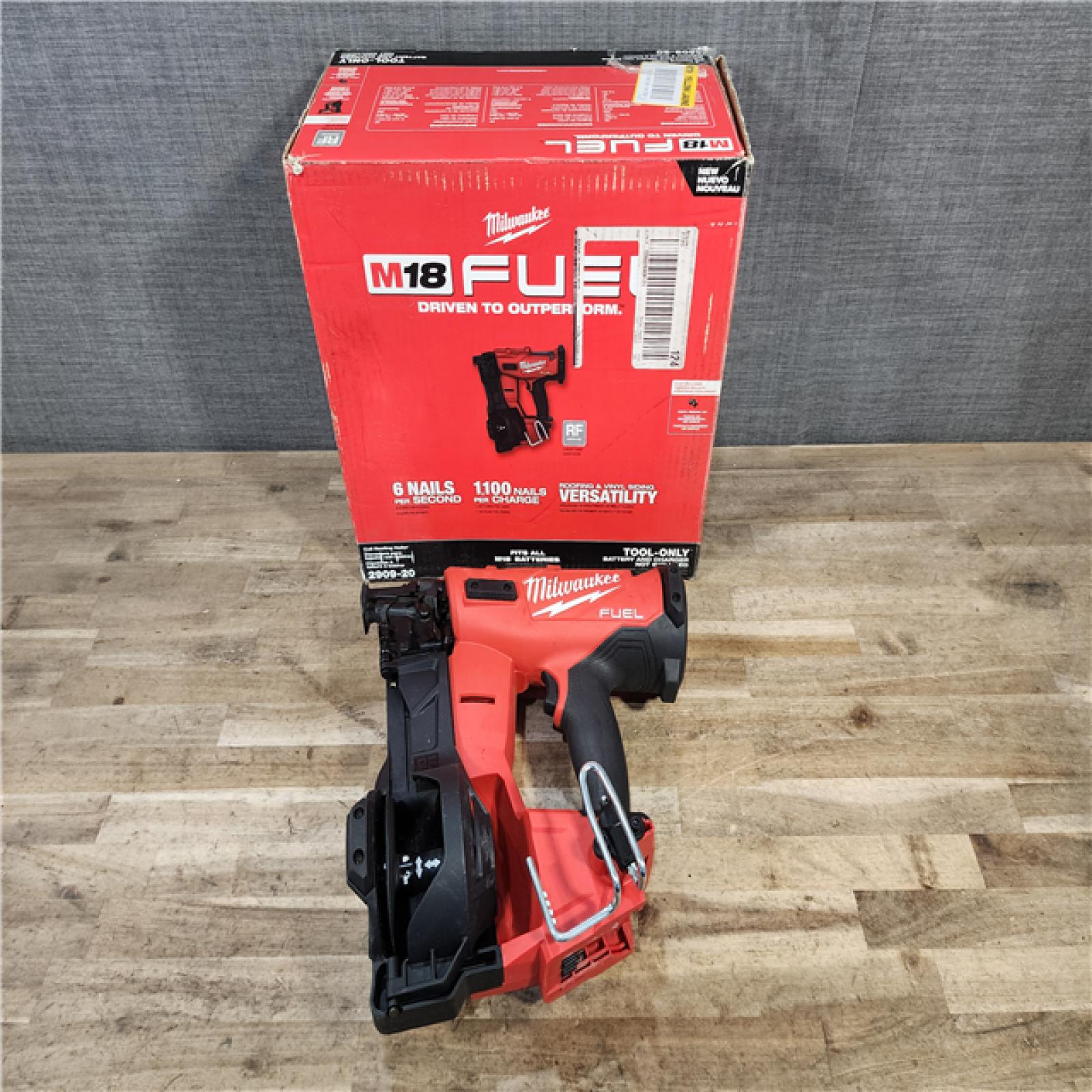 HOUSTON LOCATION - AS-IS Milwaukee  FUEL 18-Volt Lithium-Ion Brushless Cordless Coil Roofing Nailer (Tool Only)