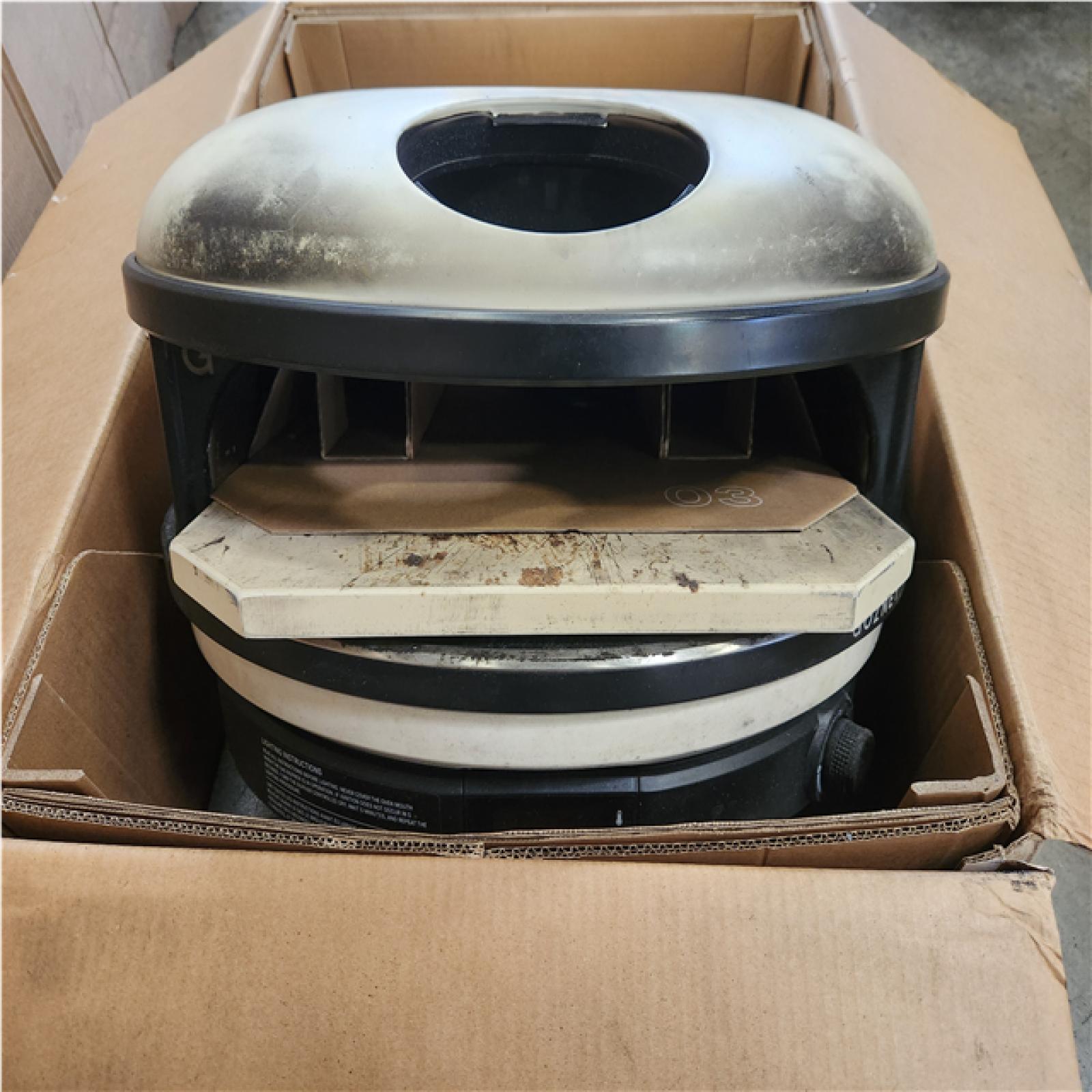 Phoenix AS-IS GOZNEY Arc XL Propane Outdoor Pizza Oven in Bone White