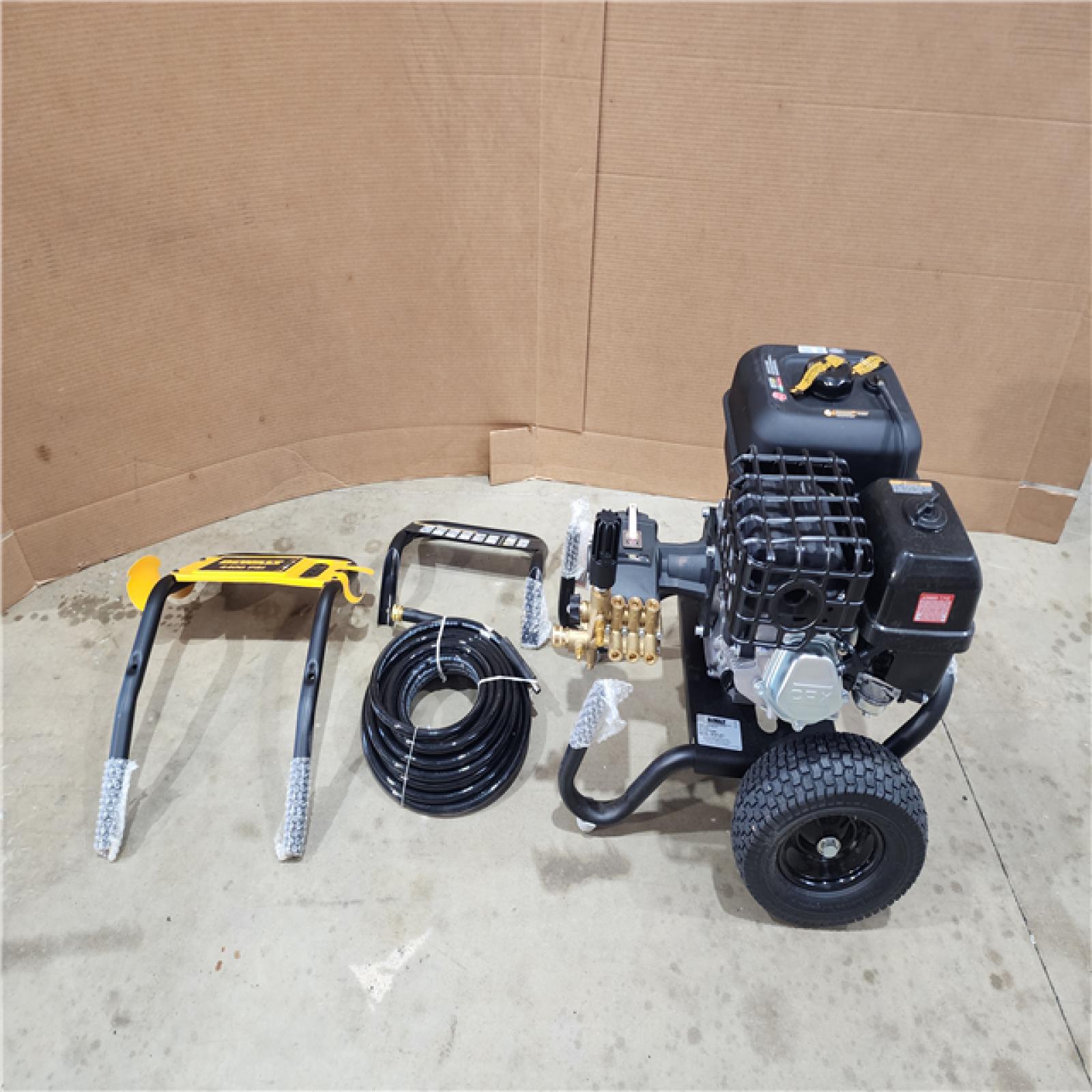 HOUSTON LOCATION - AS - IS DEWALT 4400 PSI 4.0 GPM Cold Water Gas Pressure Washer