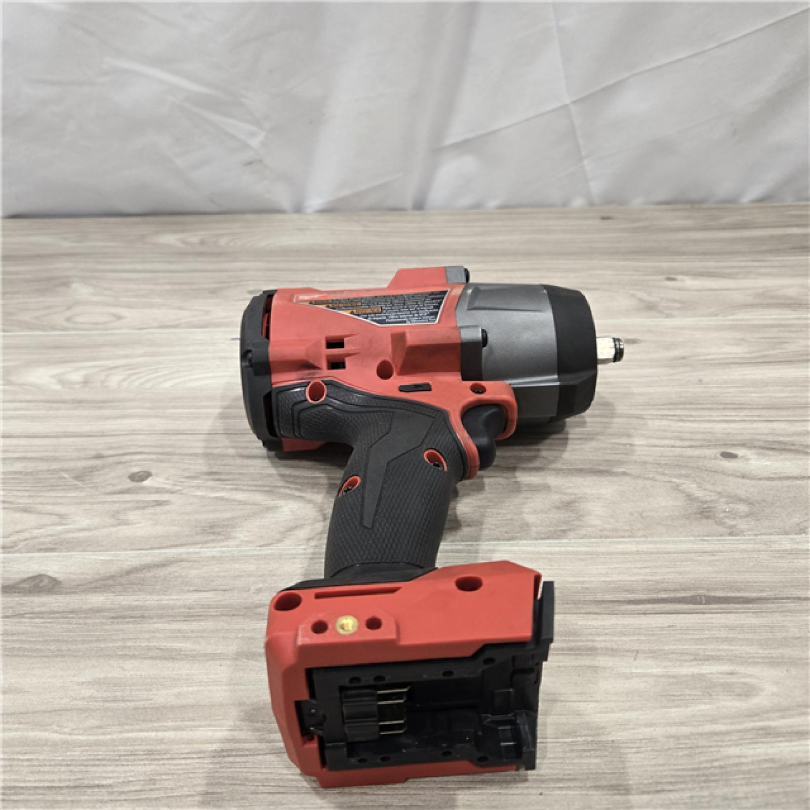AS-IS Milwaukee M18 FUEL 1/2 in. Cordless High Torque Impact Wrench Kit