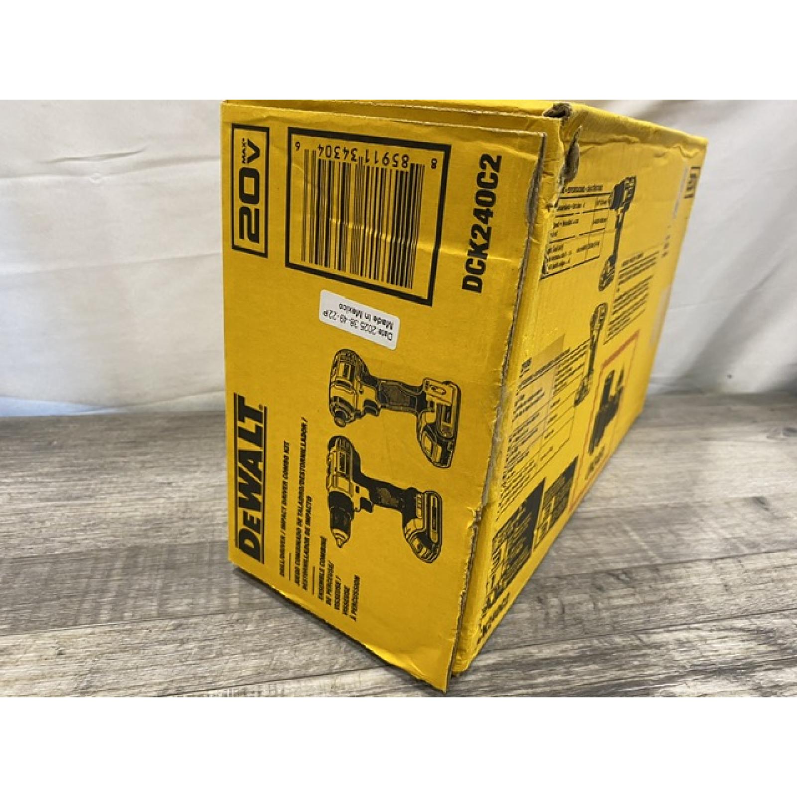 NEW - DEWALT 20V MAX Cordless Drill/Impact 2 Tool Combo Kit