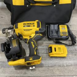 AS-IS DEWALT 20V MAX Lithium-Ion 15-Degree Electric Cordless Roofing Nailer Kit
