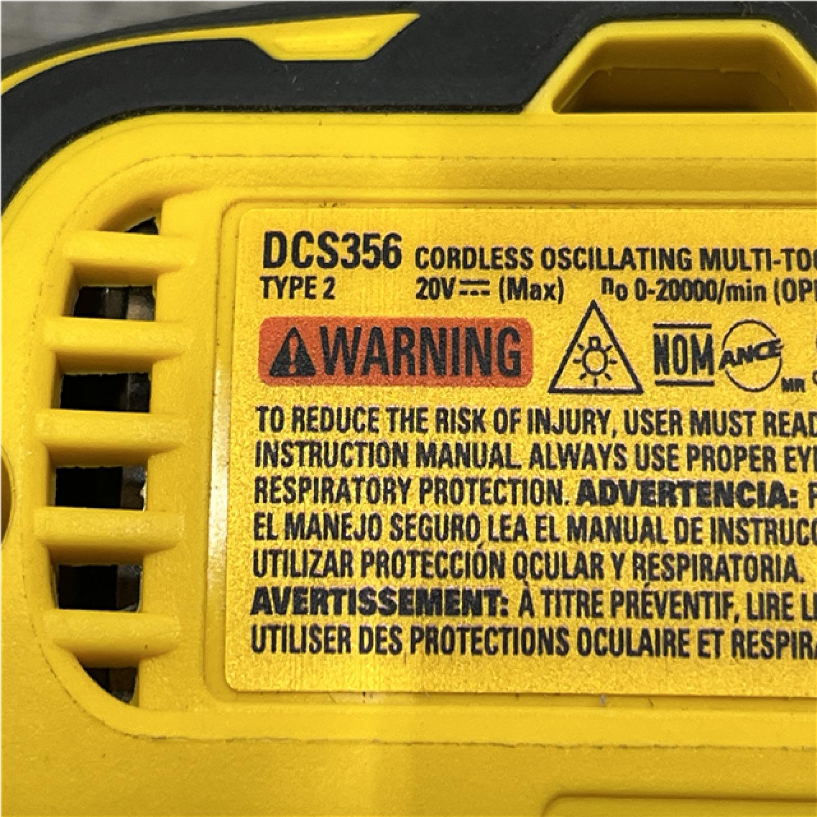 AS-IS DEWALT 20V MAX XR Cordless Brushless 3-Speed Oscillating Multi Tool Kit